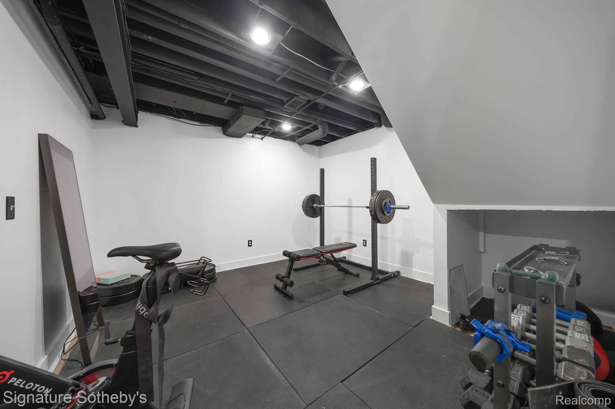 6723 Locust Drive