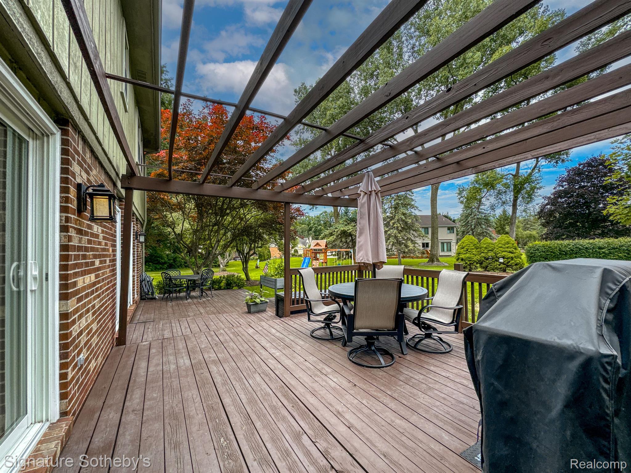 6723 Locust Drive
