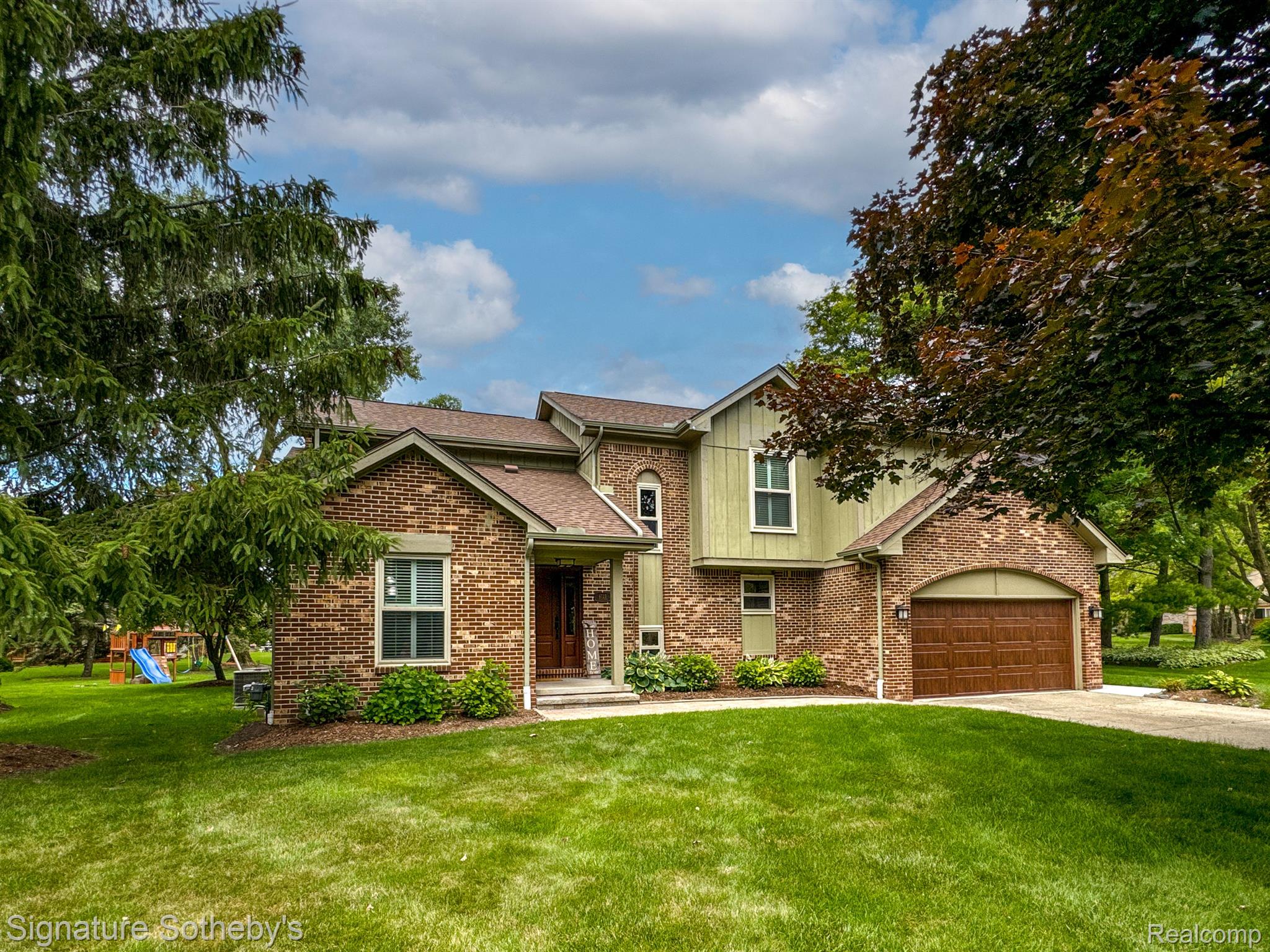 6723 Locust Drive