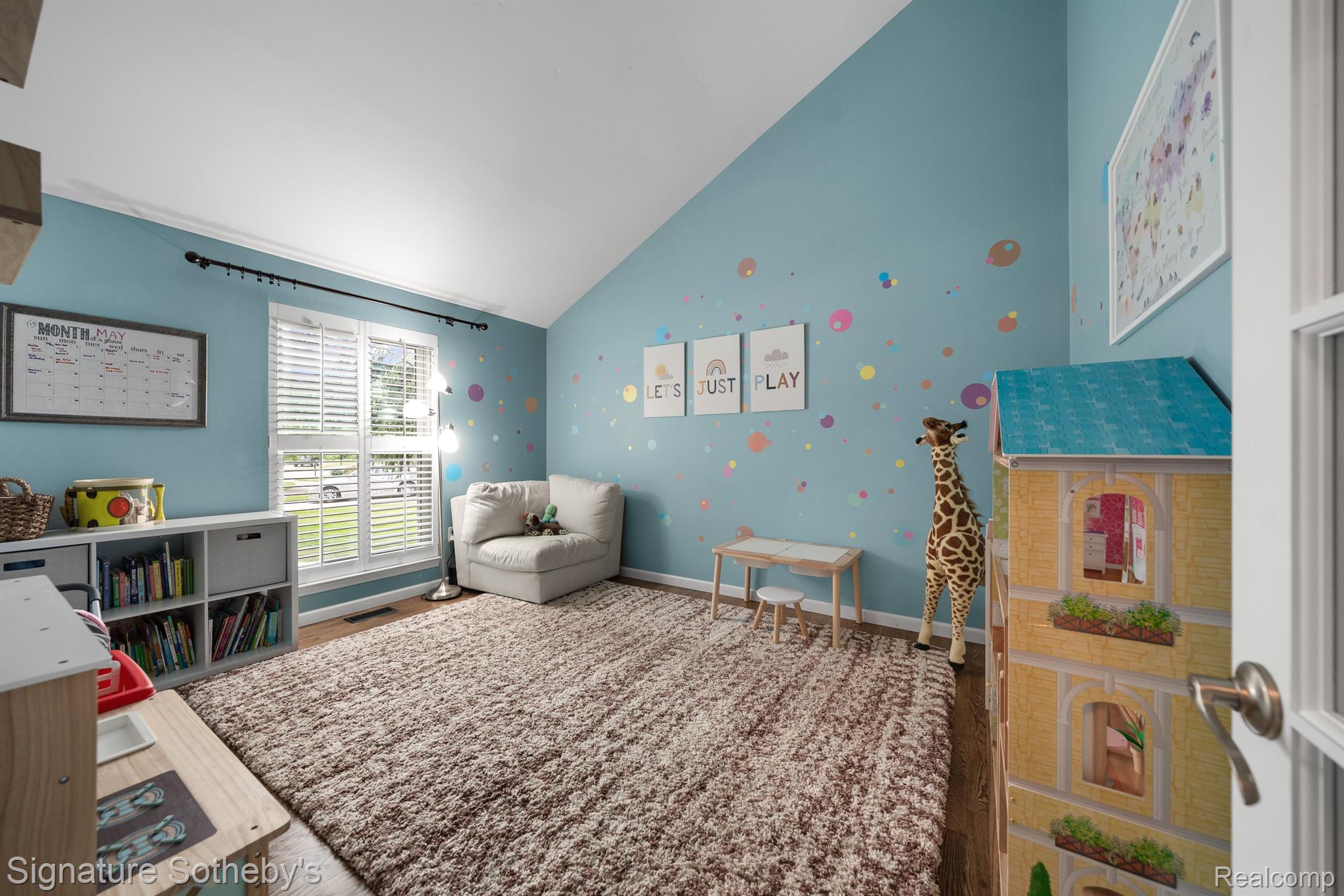 6723 Locust Drive