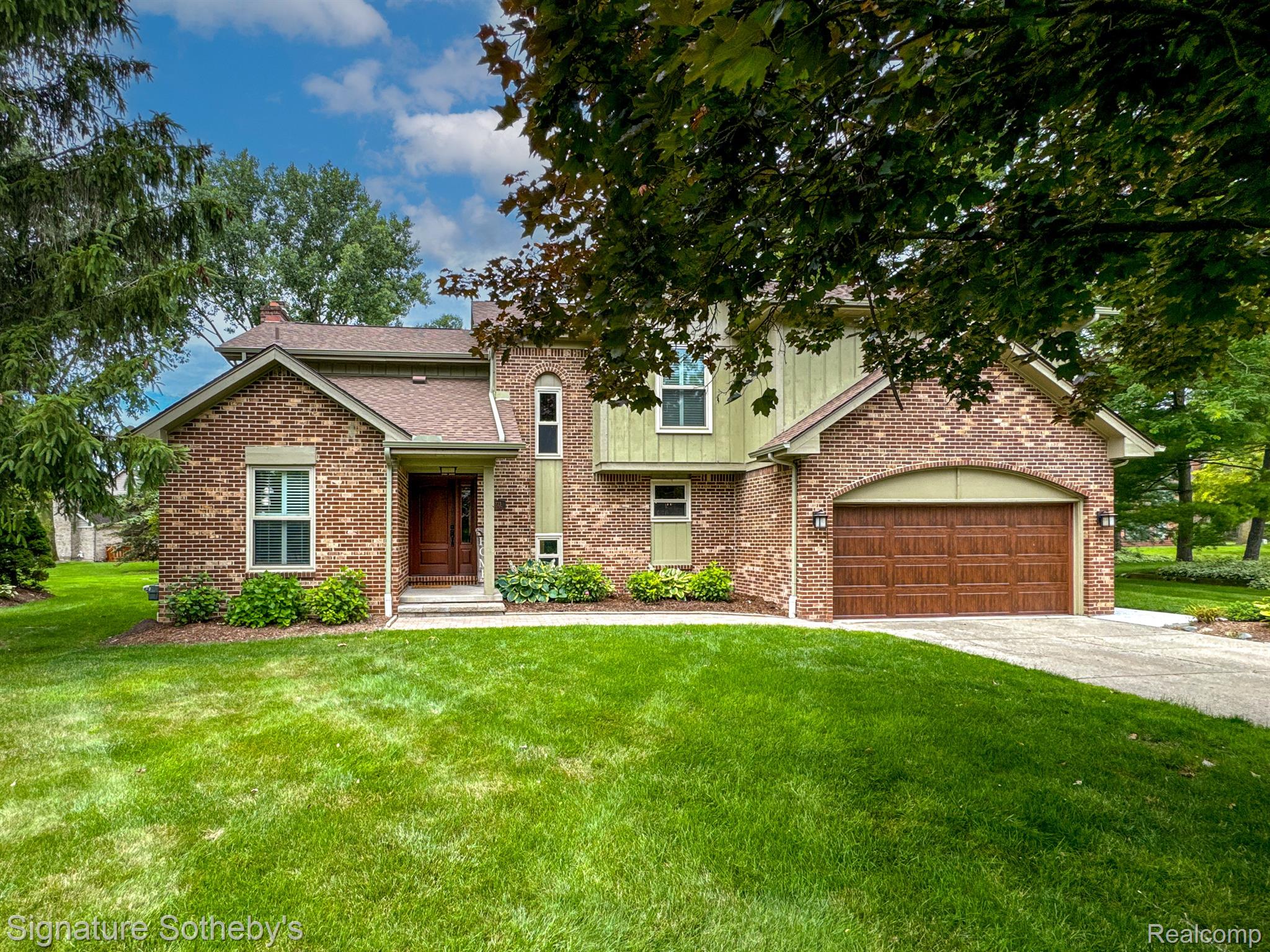 6723 Locust Drive