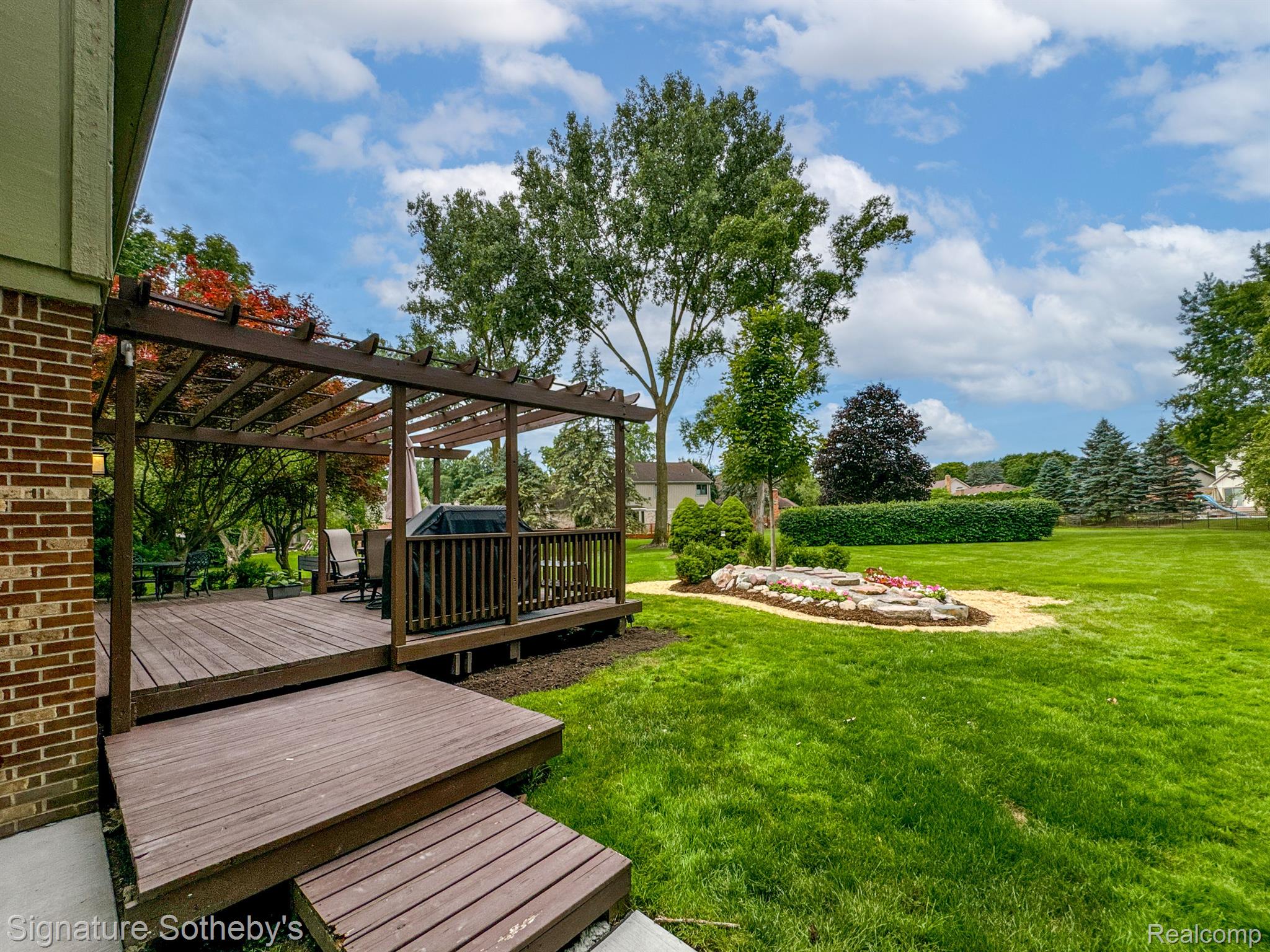 6723 Locust Drive