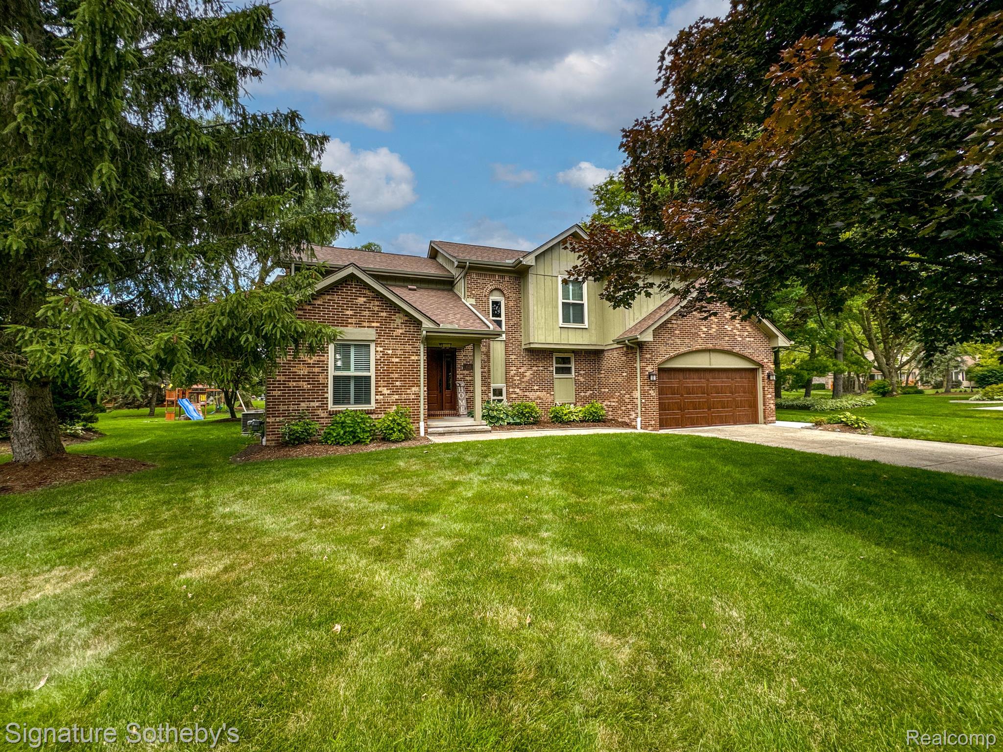 6723 Locust Drive
