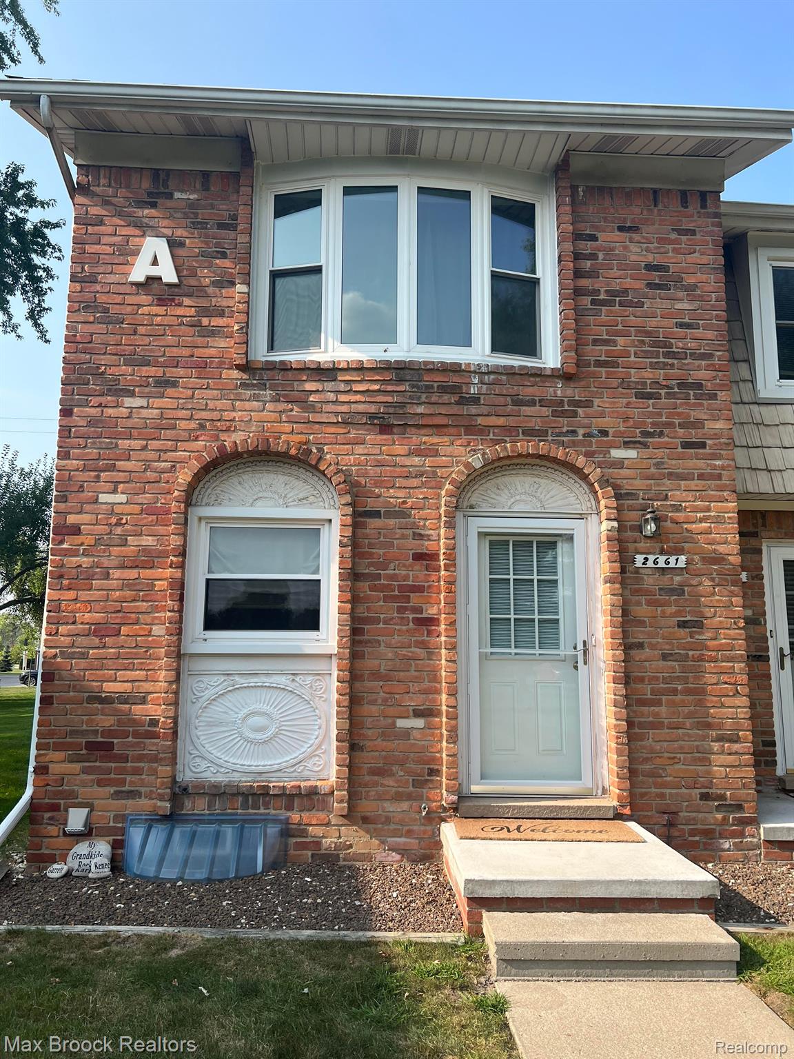 2661 KINGSTOWNE Drive