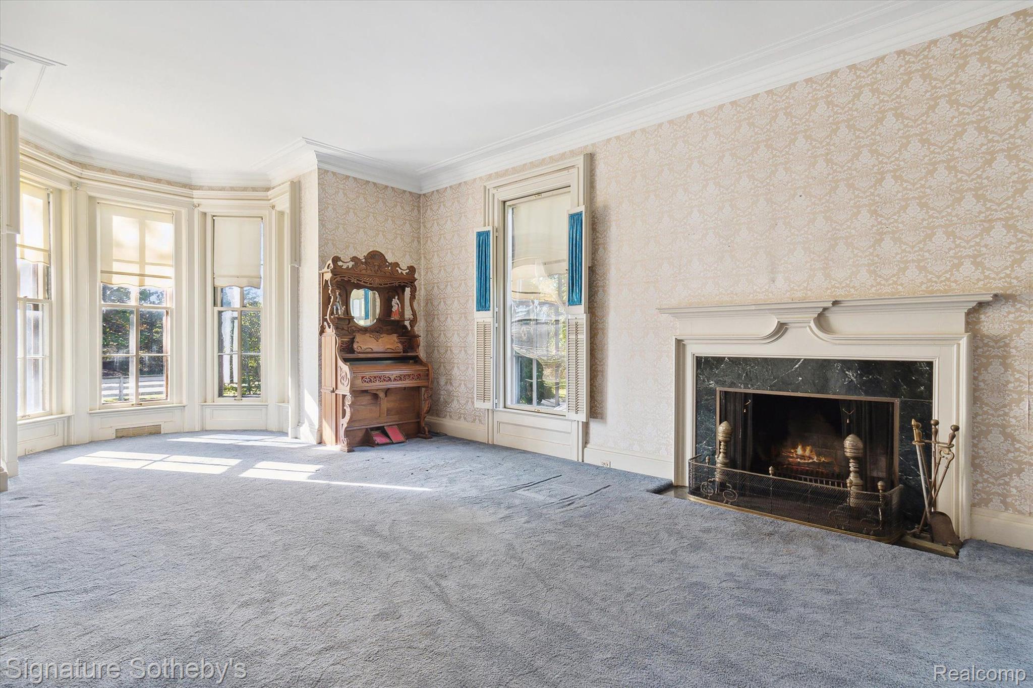 46400 W 10 MILE Road