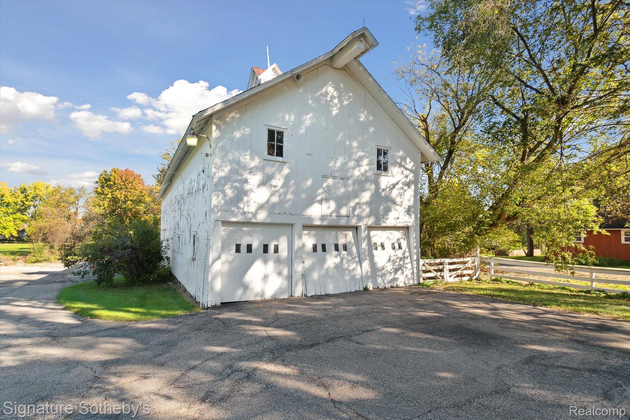 46400 W 10 MILE Road