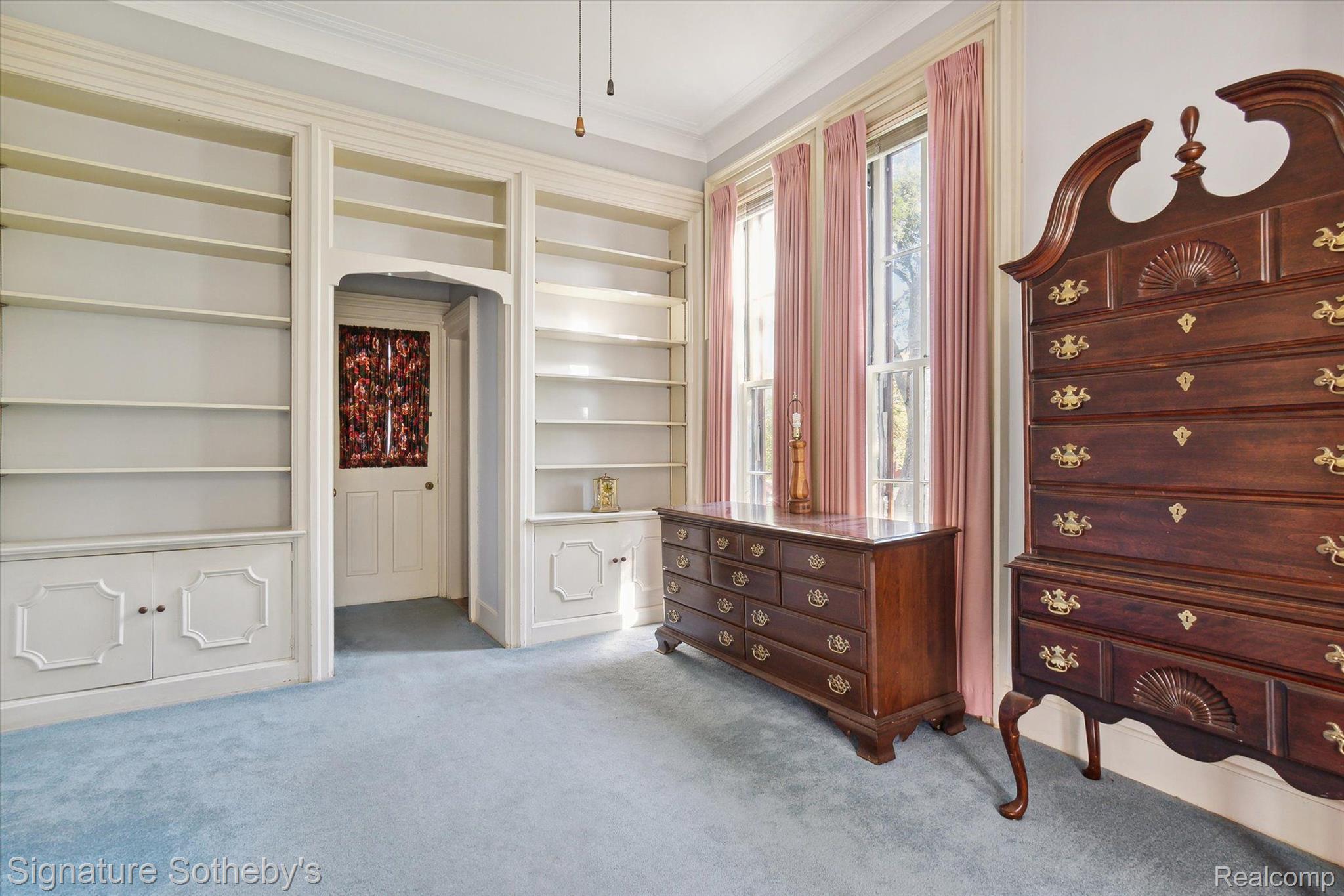 46400 W 10 MILE Road