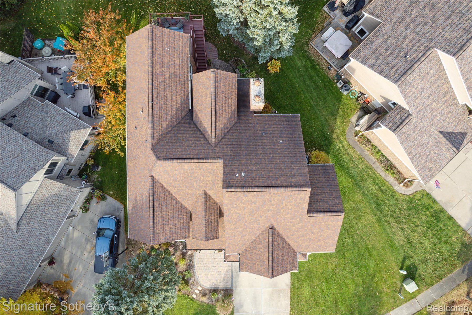 3112 PINE TREE S
