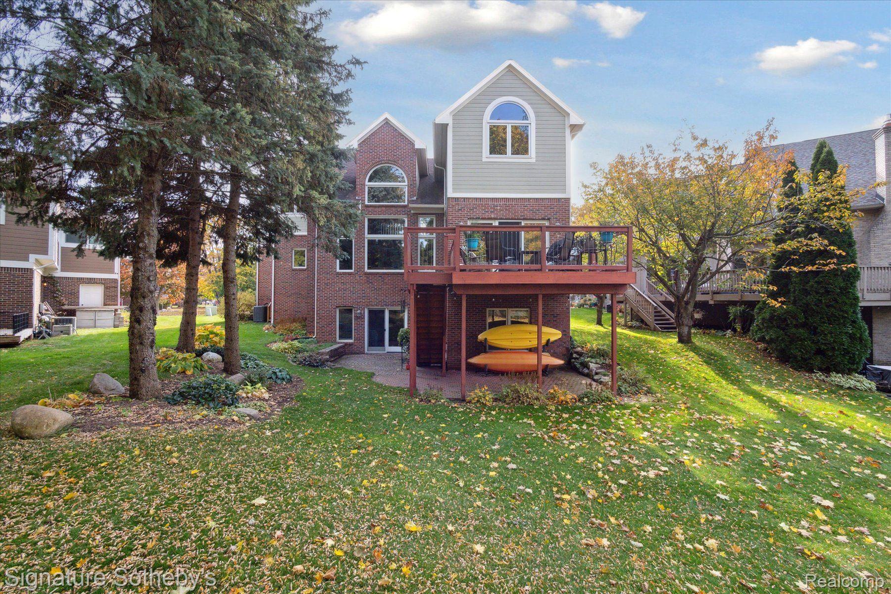 3112 PINE TREE S