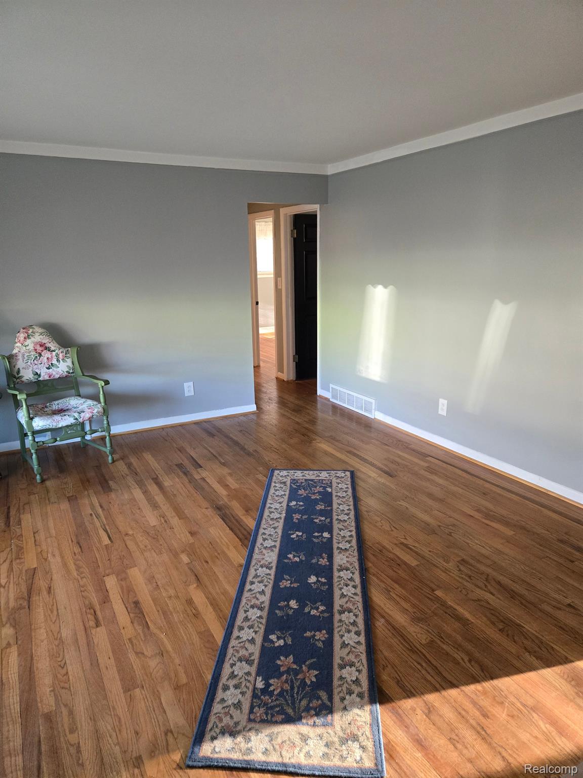 18296 MACARTHUR Street