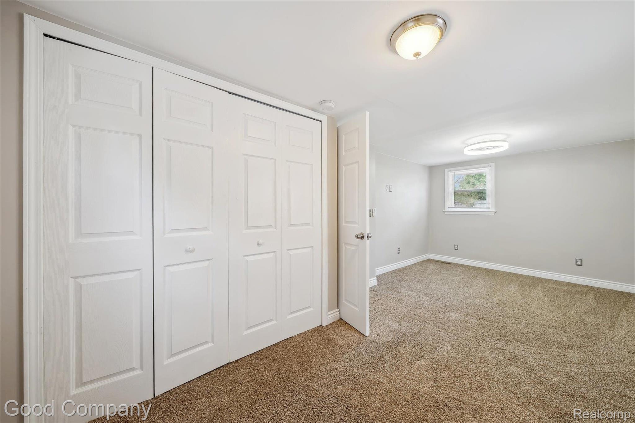 3040 WAUKEGAN Street