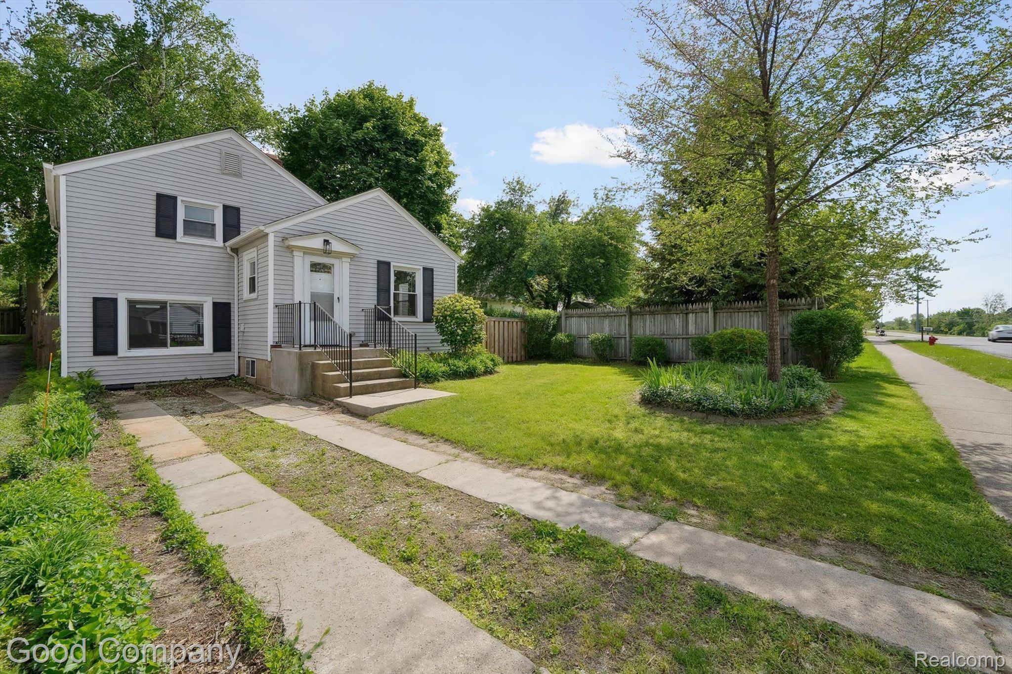 3040 WAUKEGAN Street