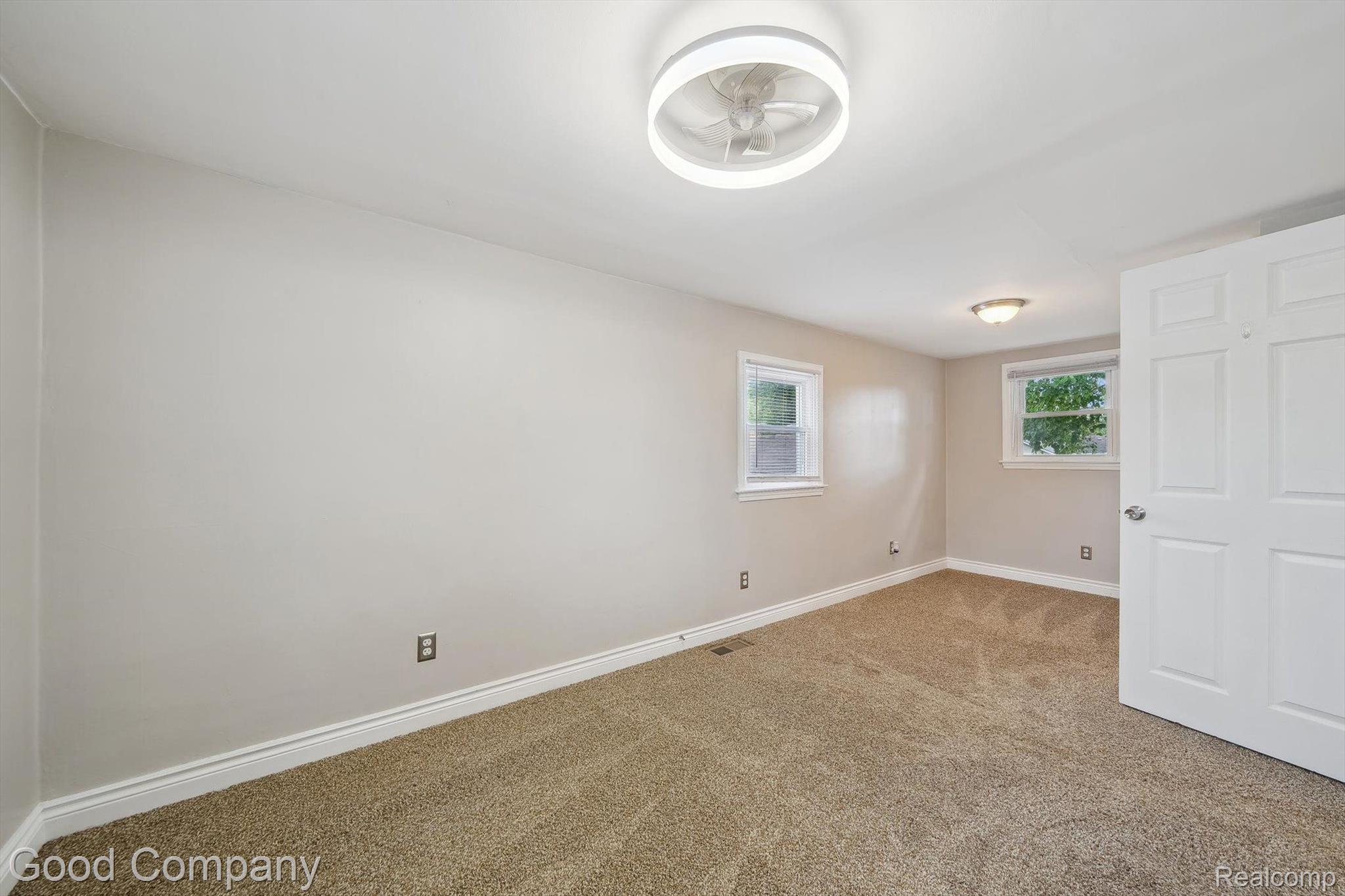 3040 WAUKEGAN Street