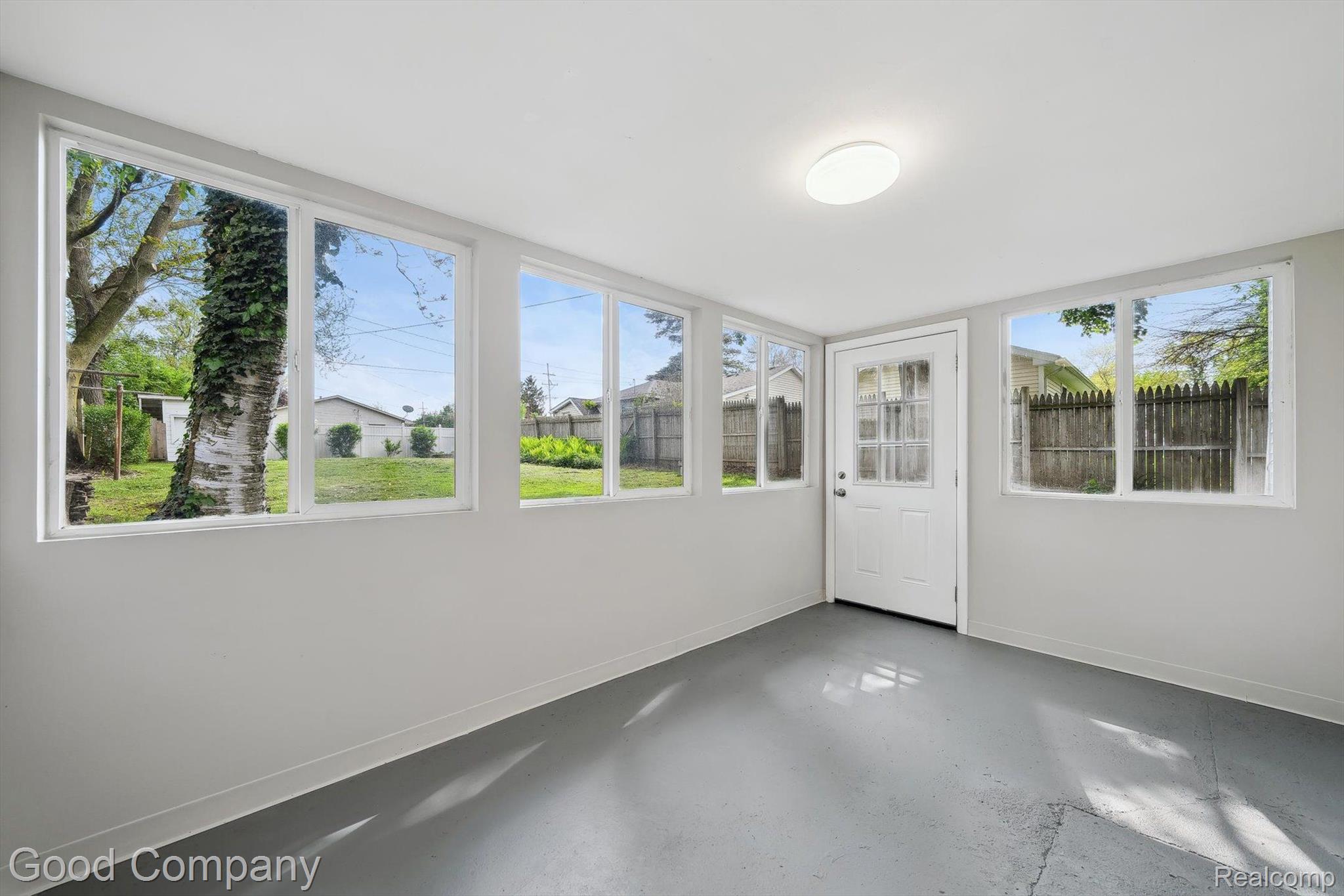 3040 WAUKEGAN Street