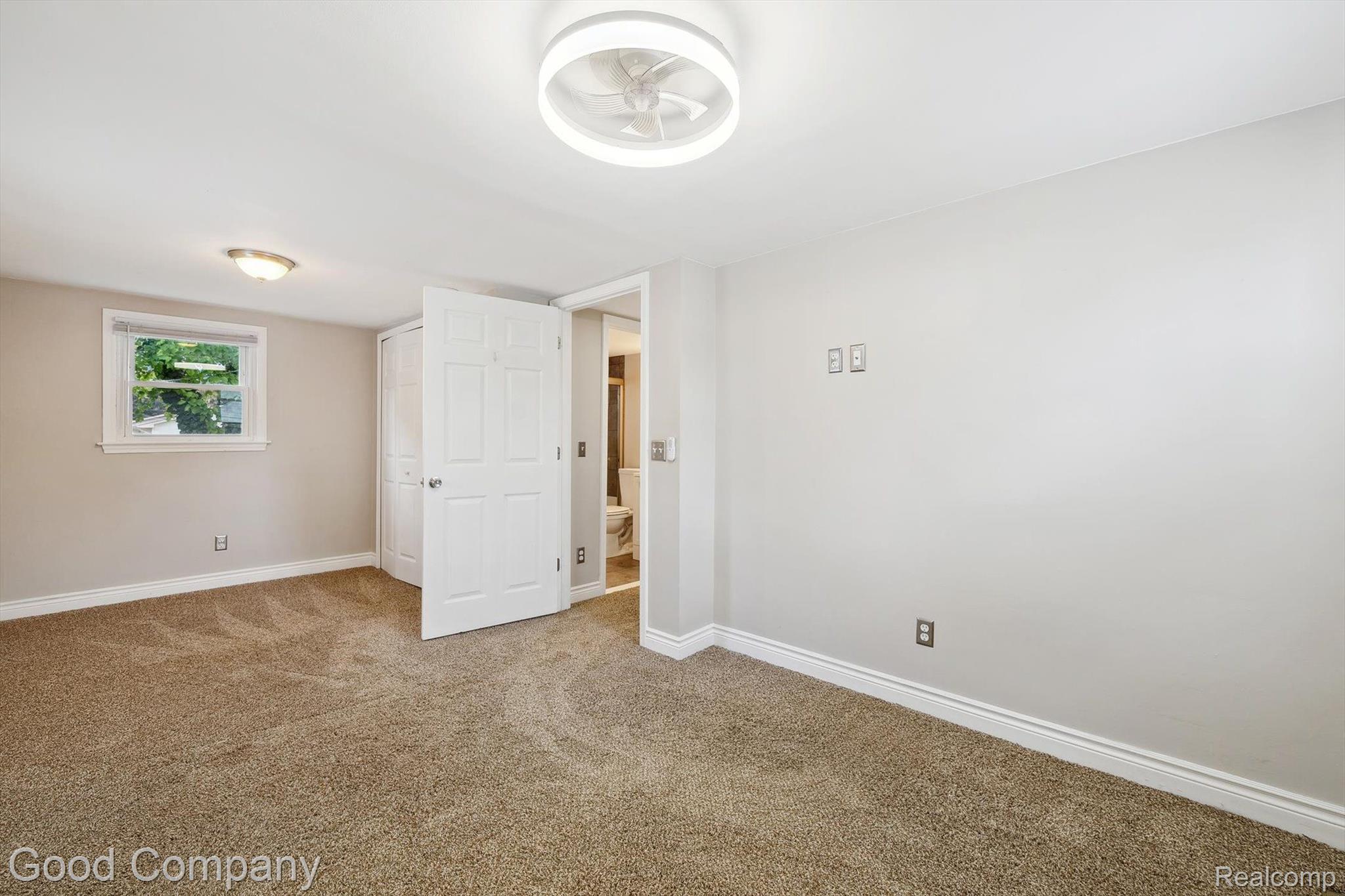 3040 WAUKEGAN Street