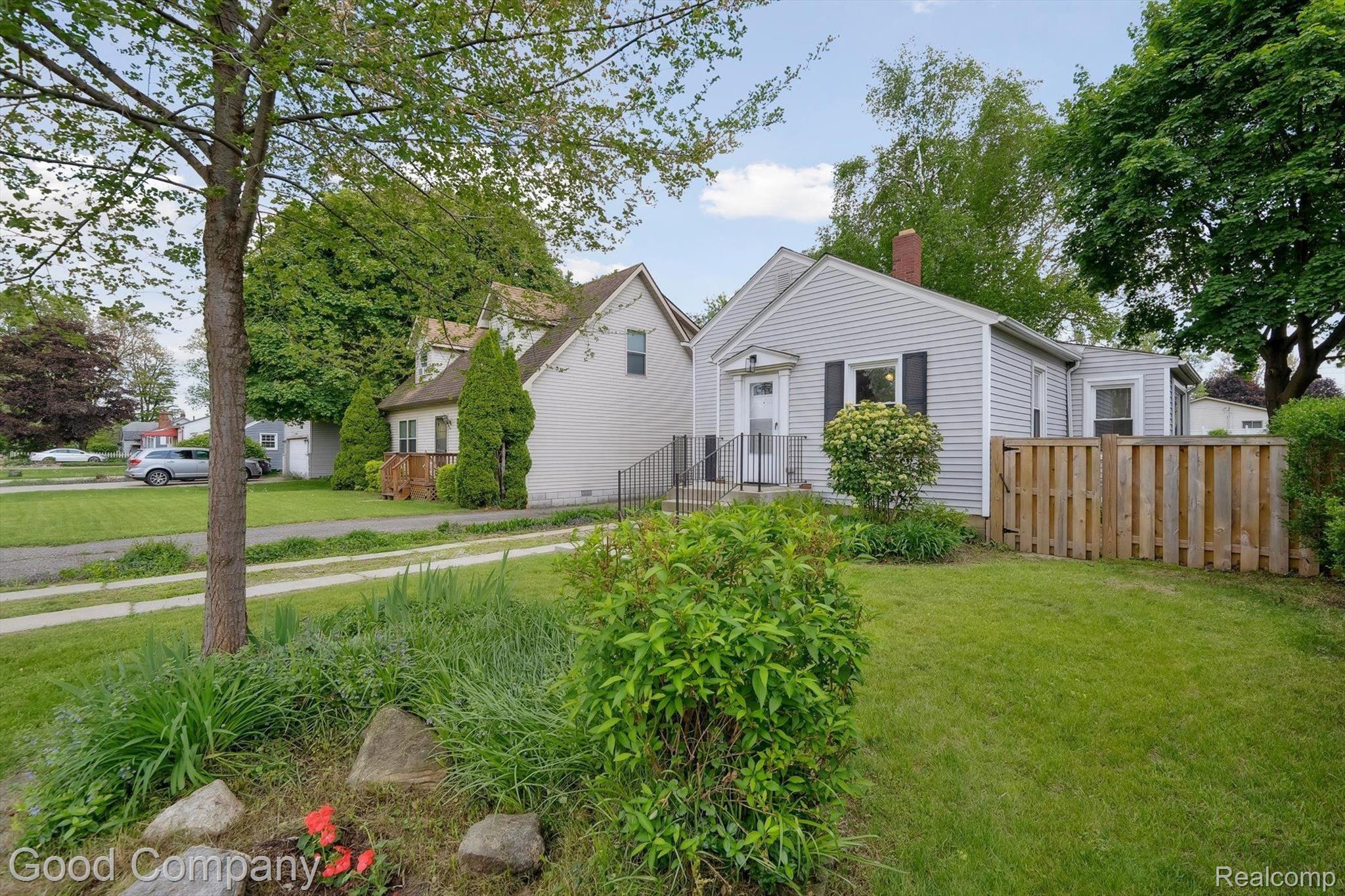 3040 WAUKEGAN Street