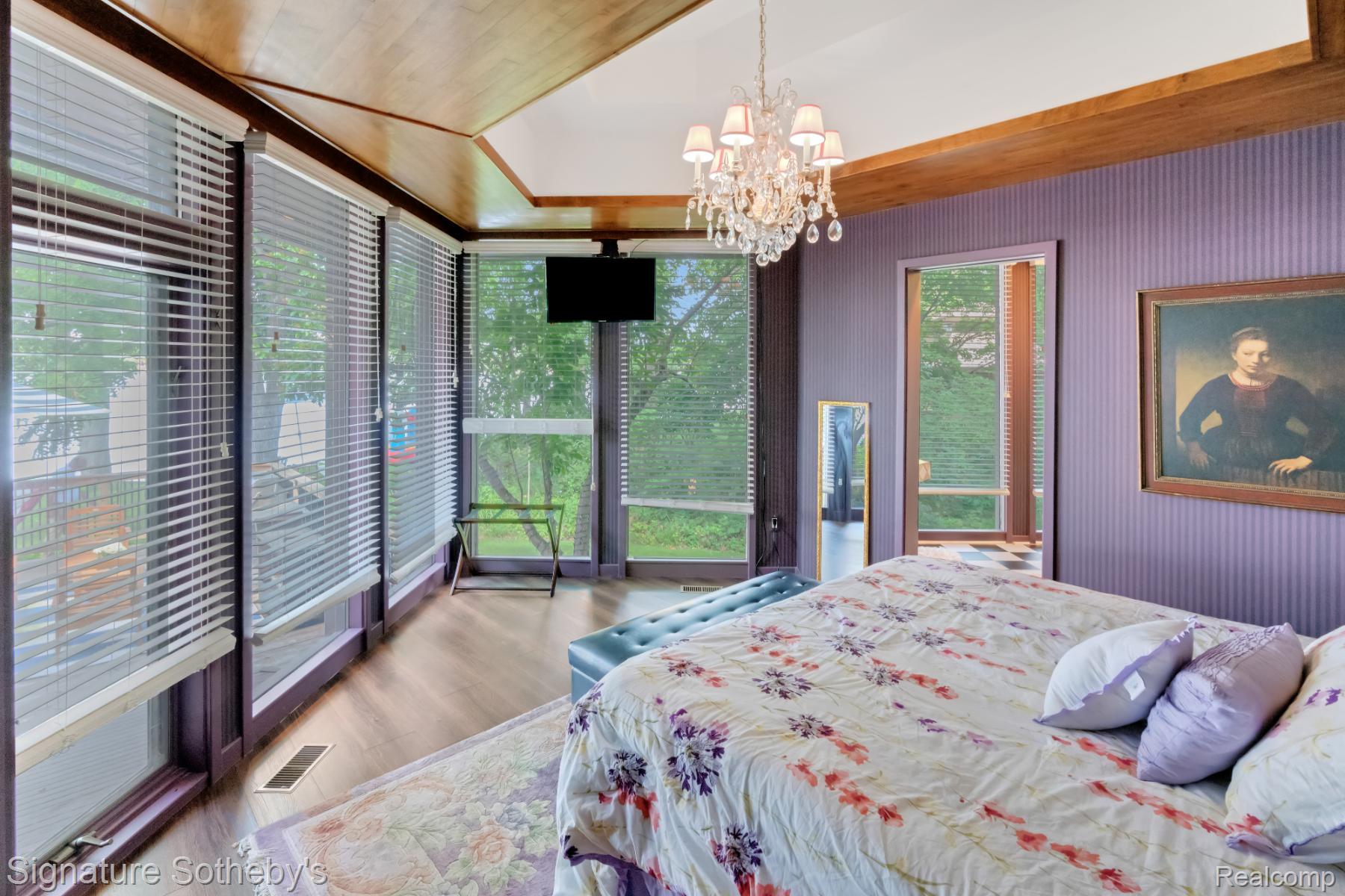 401 Glazier Road