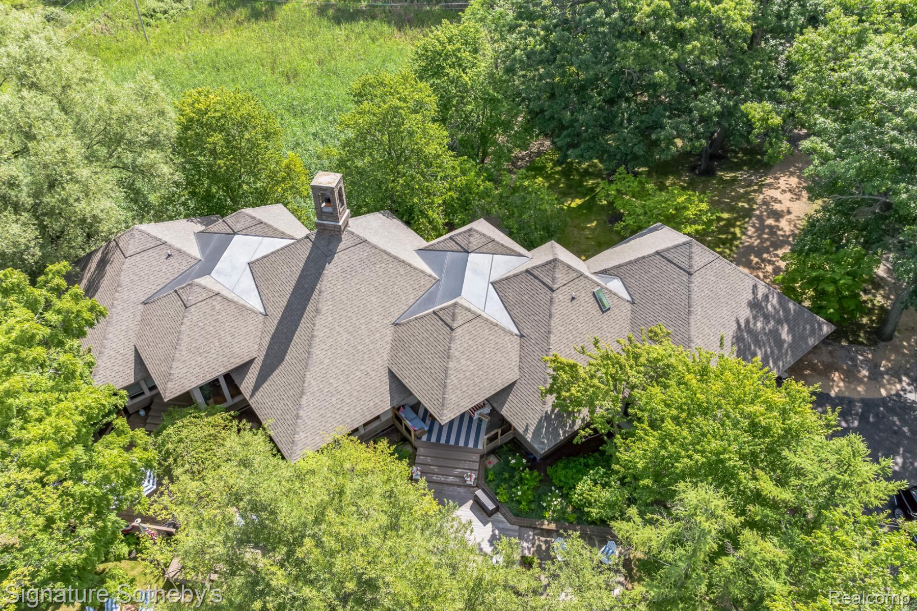 401 Glazier Road