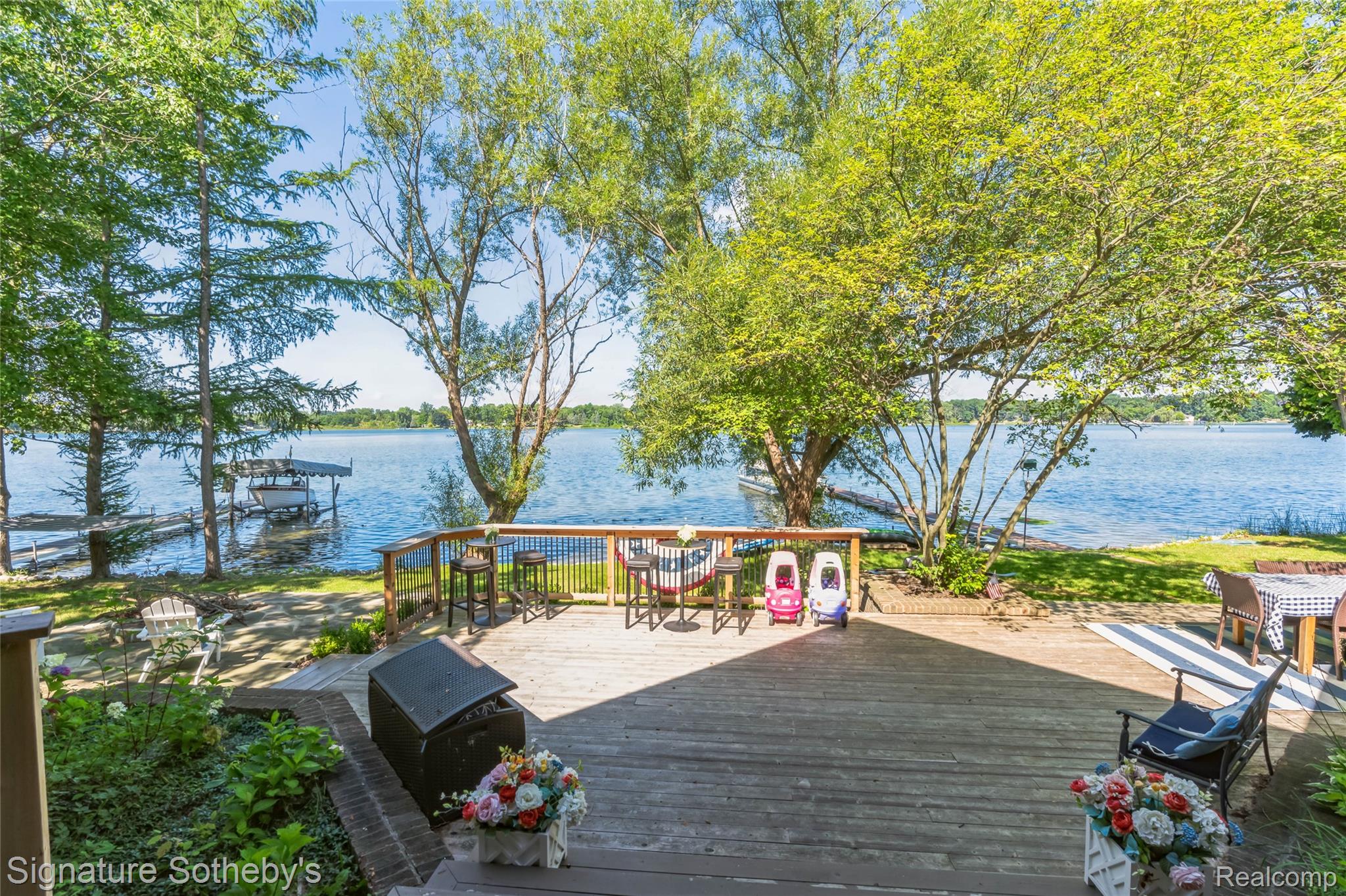 401 Glazier Road