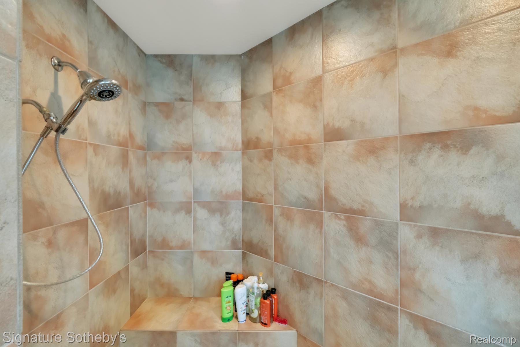 401 Glazier Road