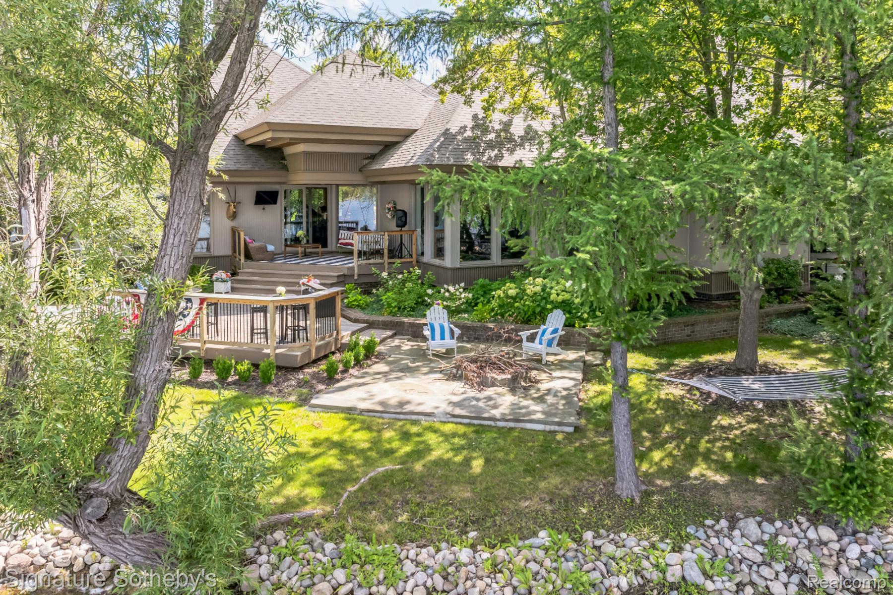 401 Glazier Road