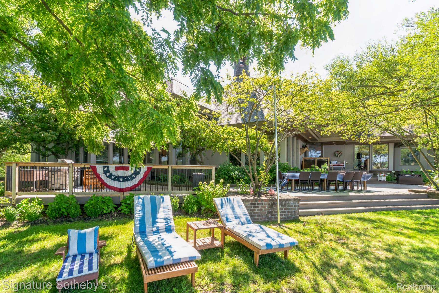401 Glazier Road