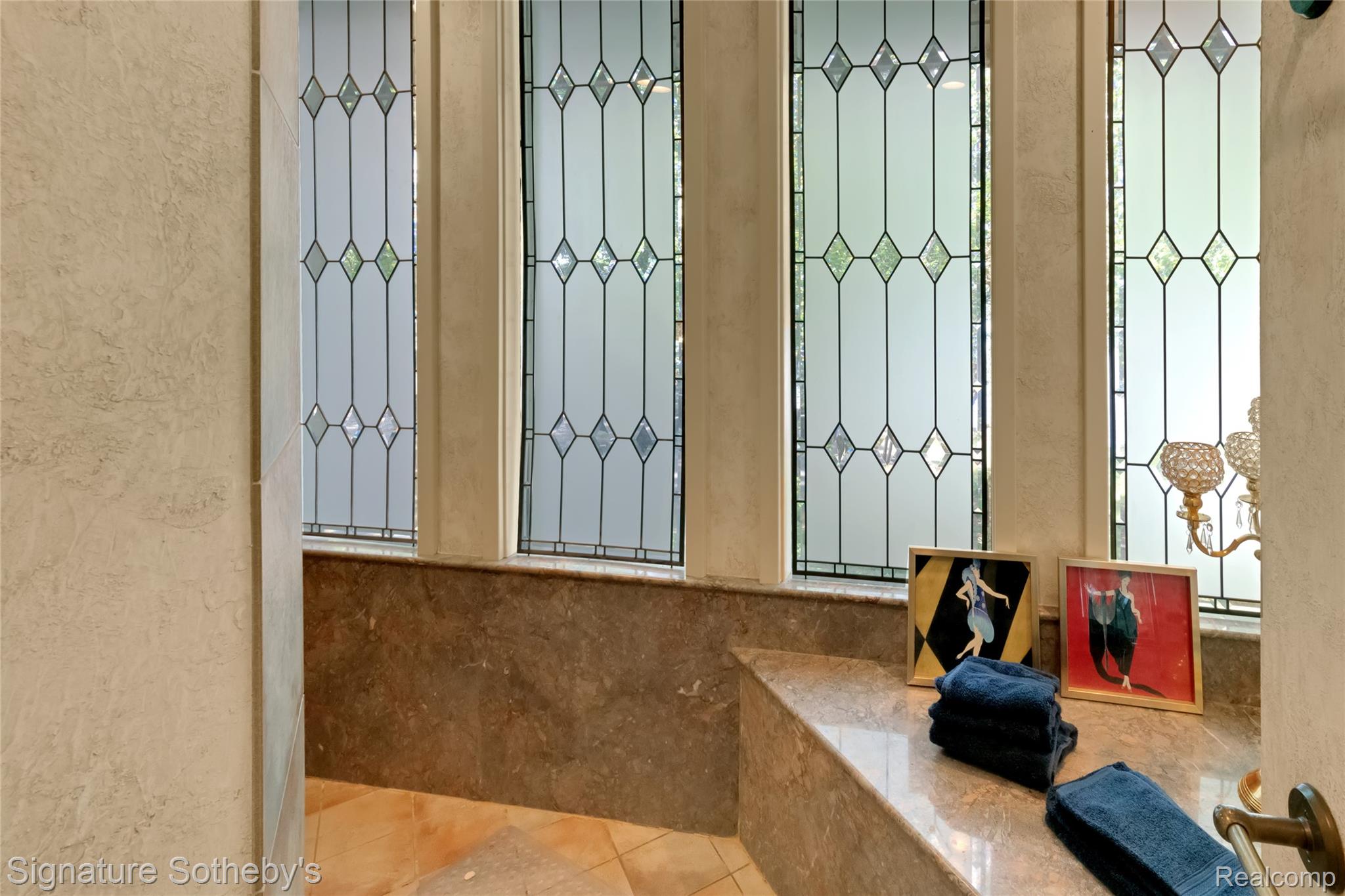401 Glazier Road