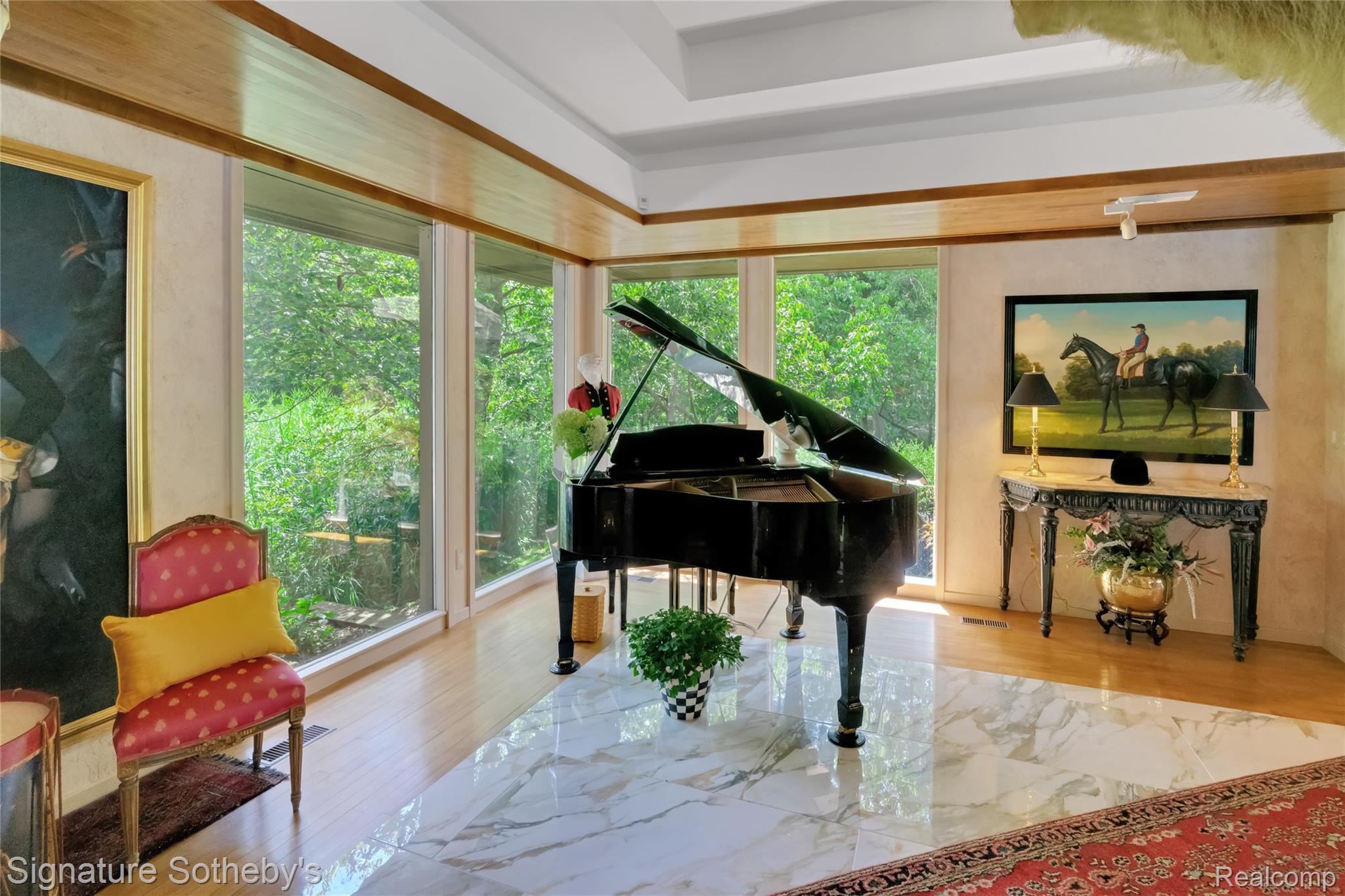 401 Glazier Road
