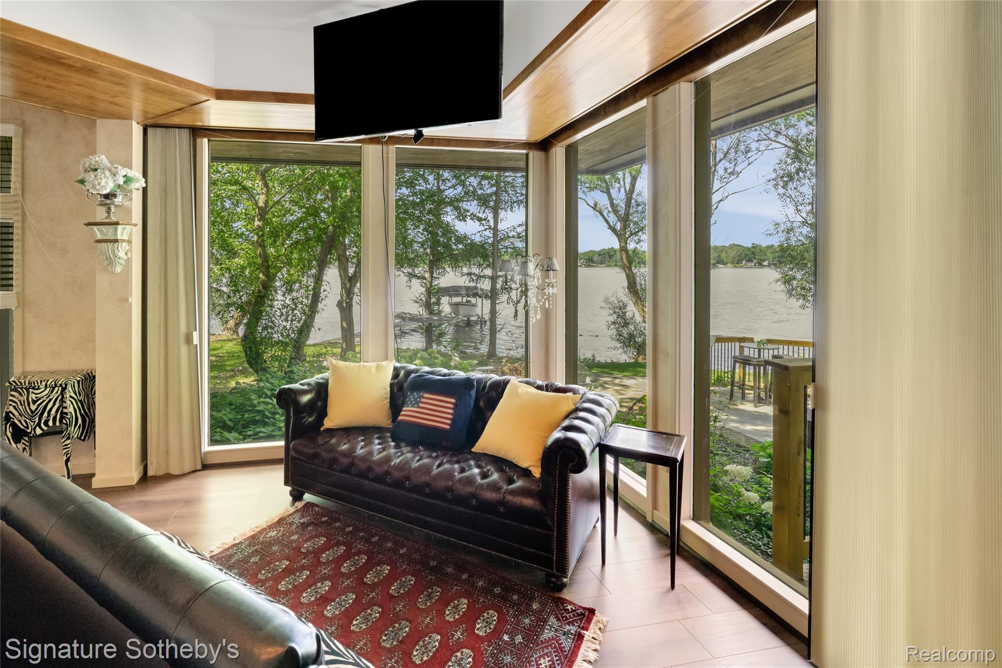 401 Glazier Road