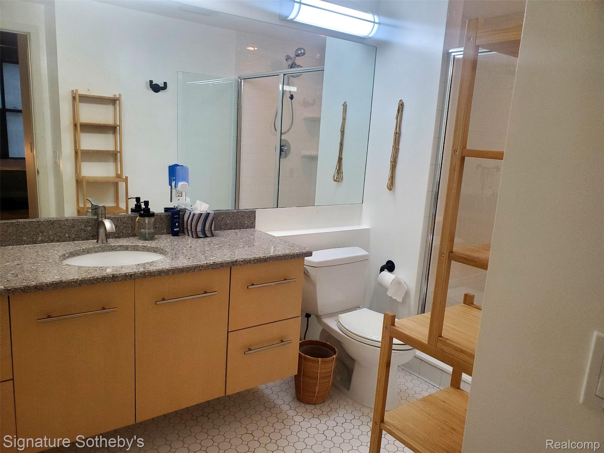 111 N Main Street 202