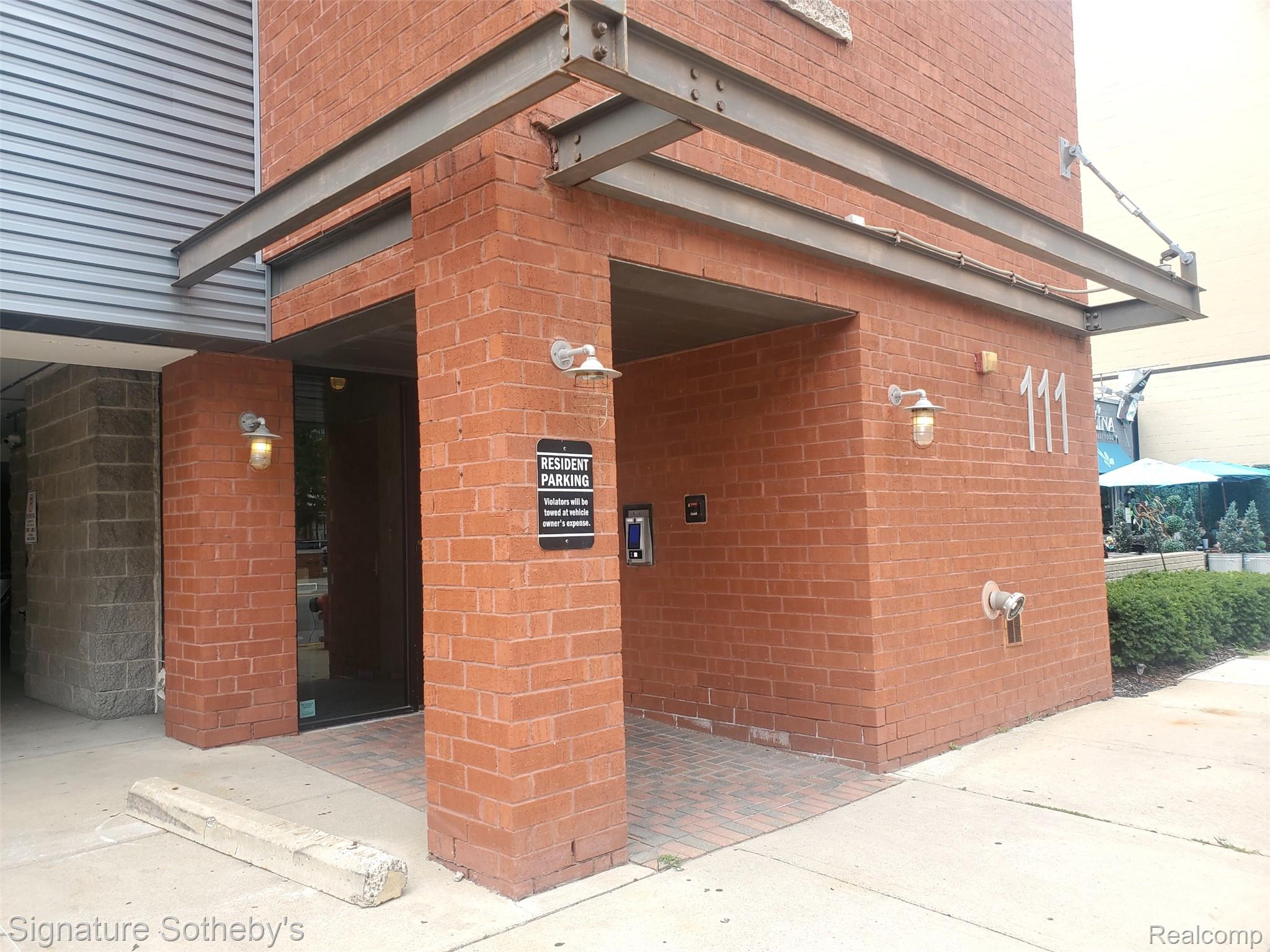 111 N Main Street 202