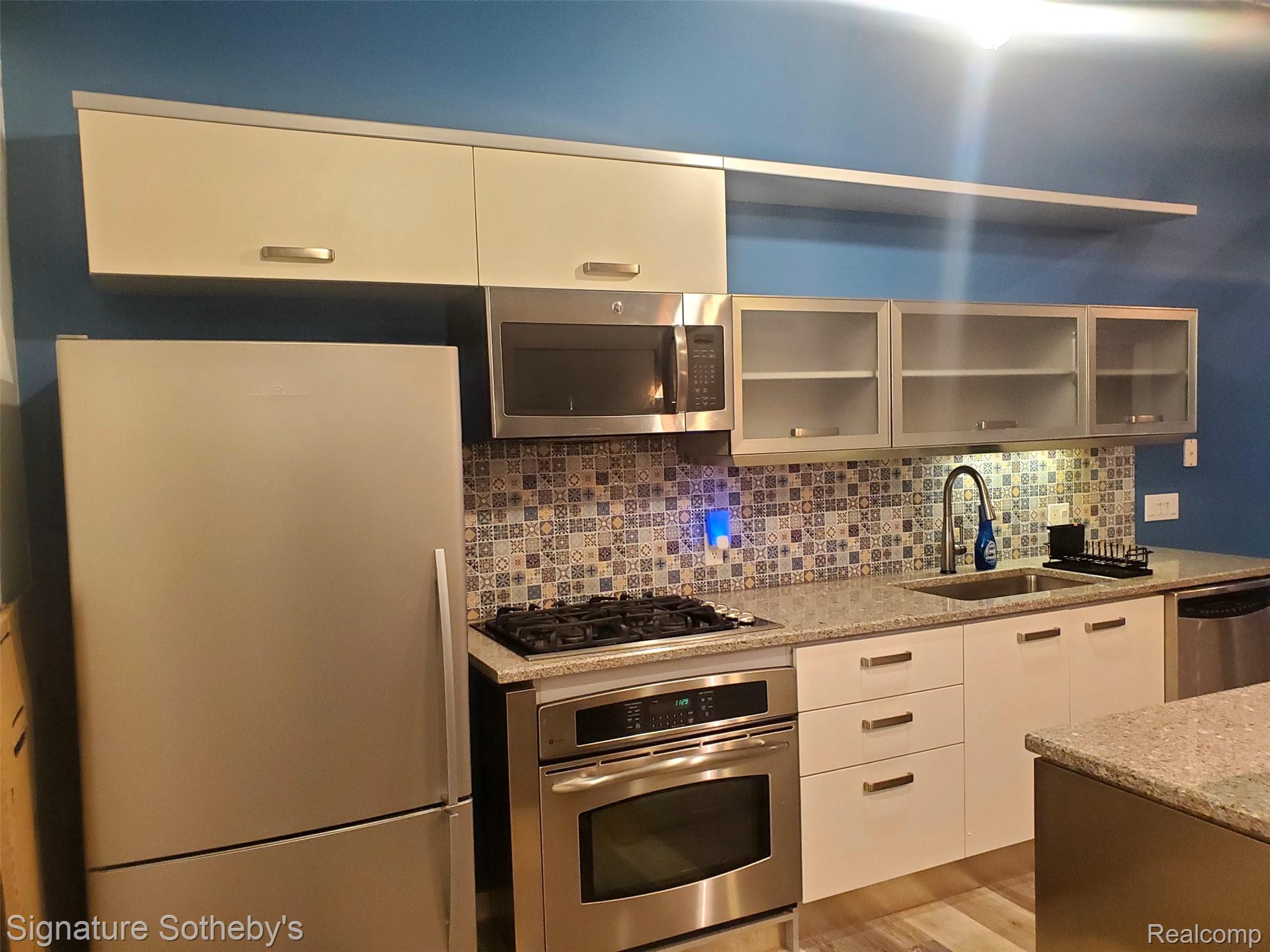 111 N Main Street 202