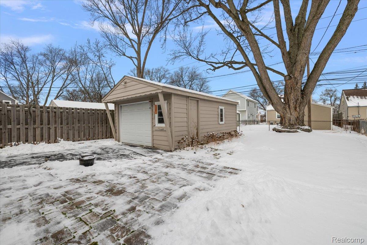 852 Cambridge Road