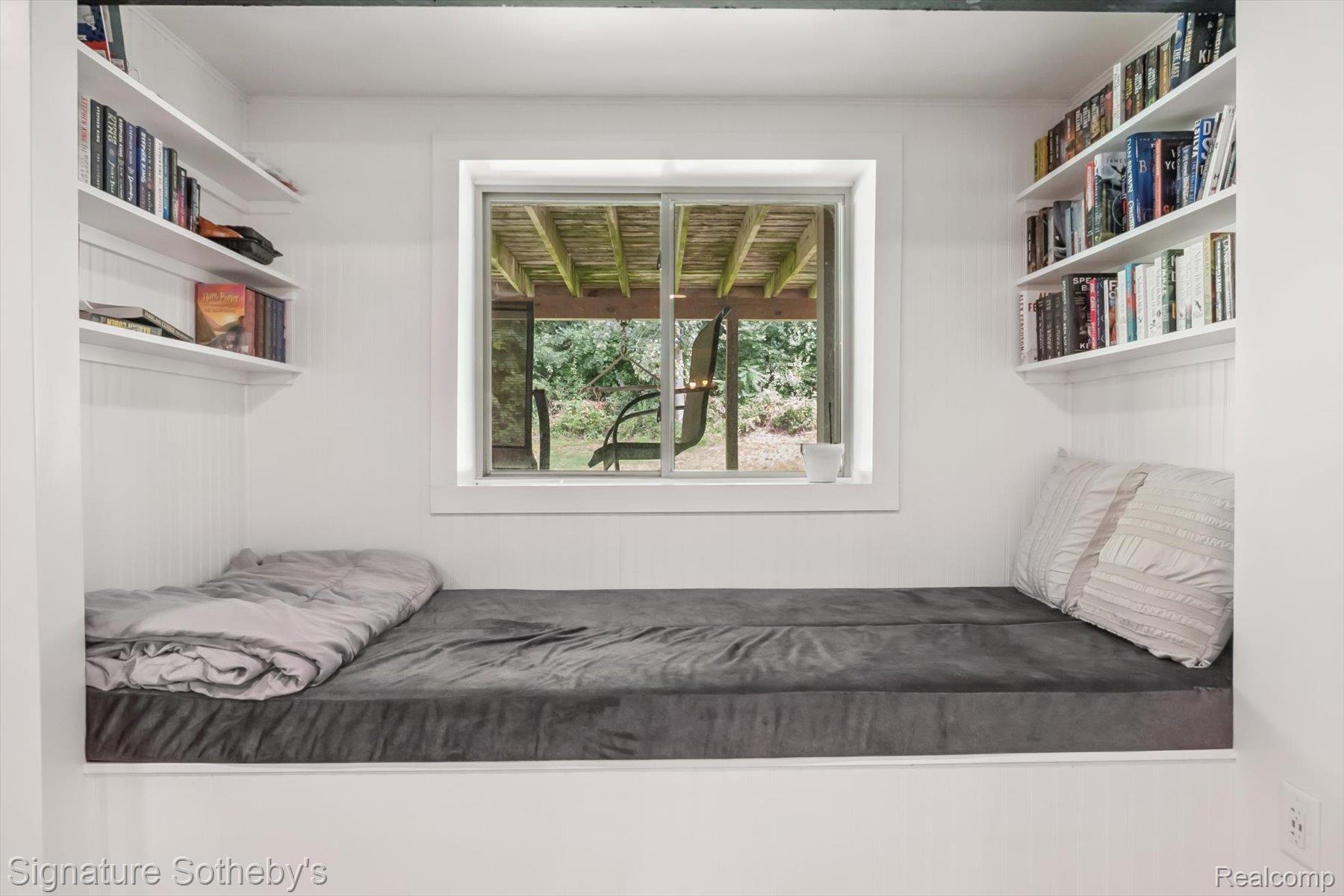 2624 Trillium Hills Drive