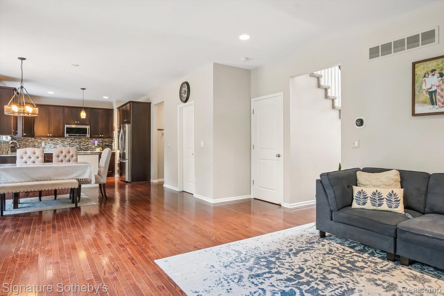 2624 Trillium Hills Drive