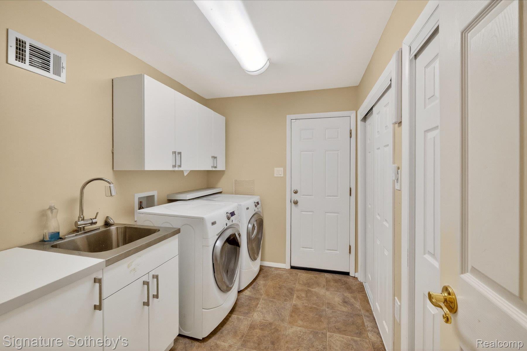 4284 Cherrywood Drive