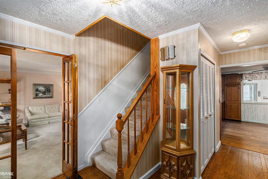 872 Wesley Dr