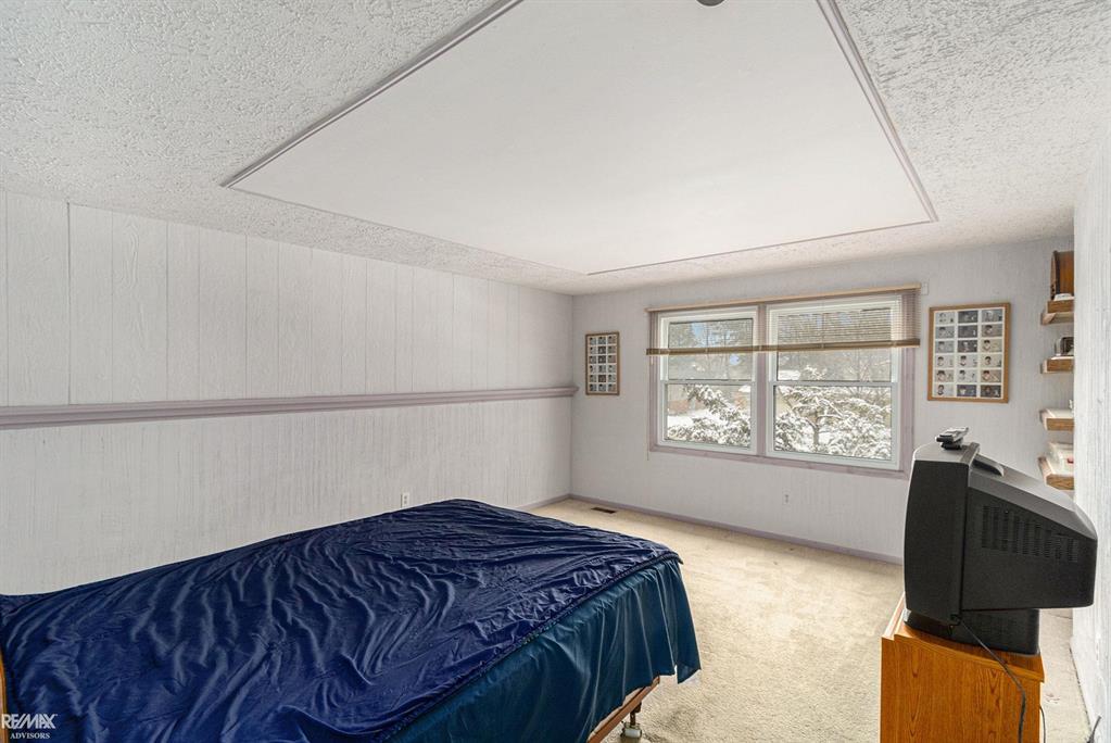 872 Wesley Dr