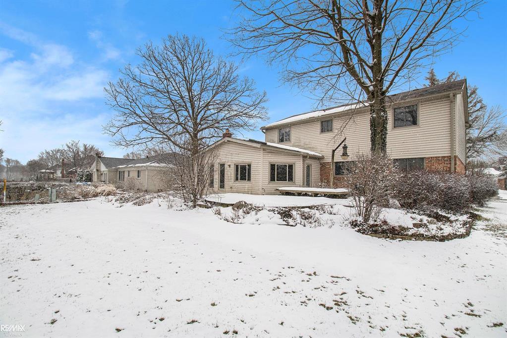 872 Wesley Dr