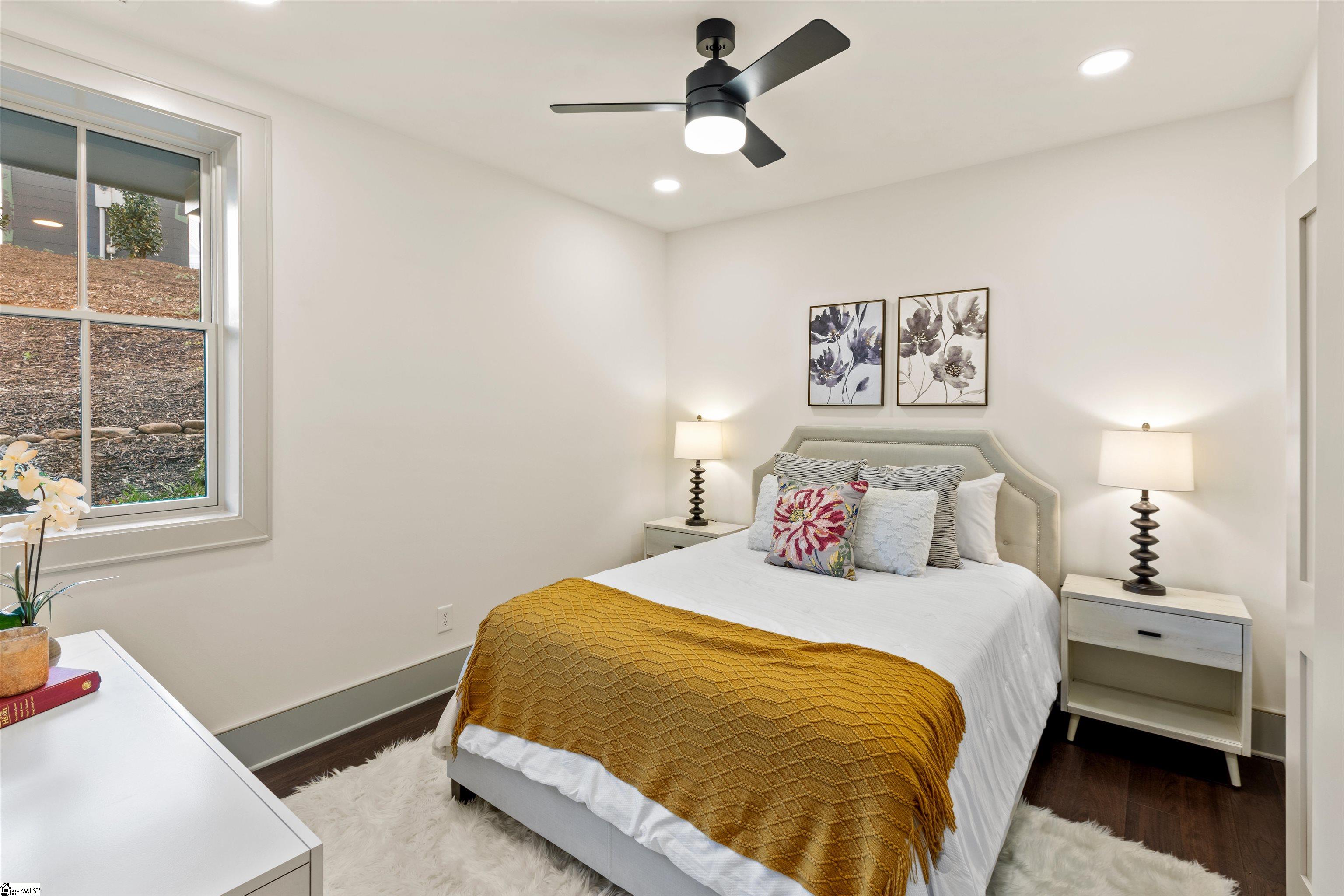 5 Dudley Place, Greenville