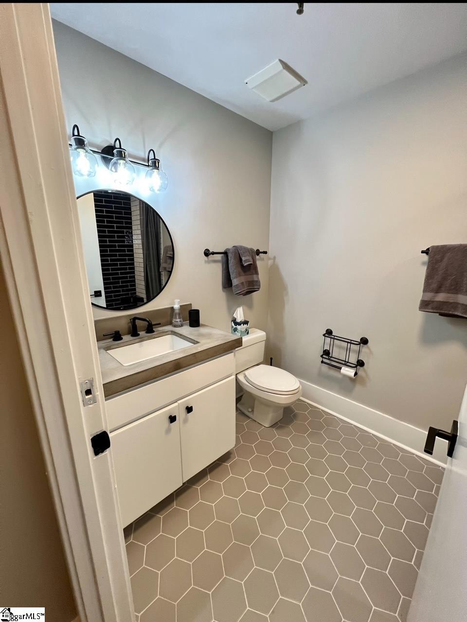 102 N Main Street Unit G