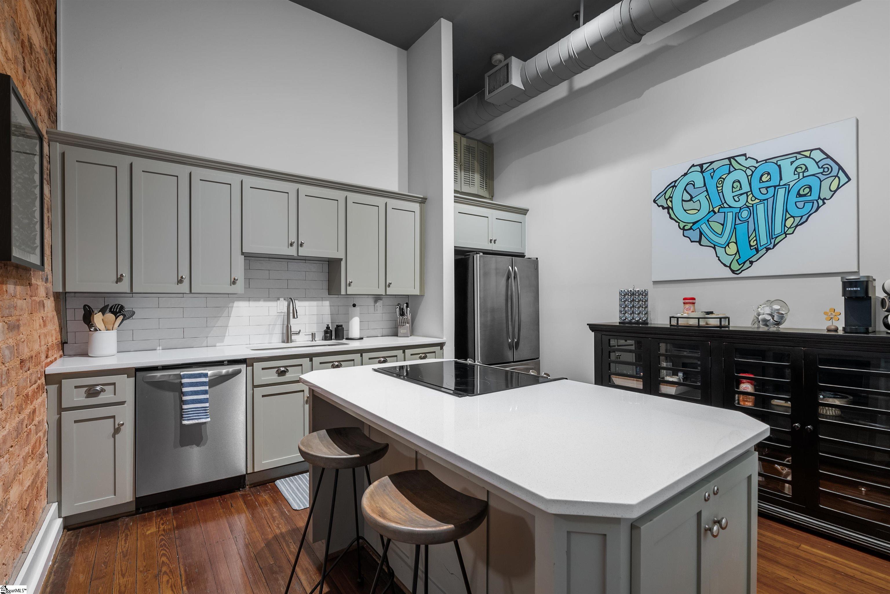 102 N Main Street Unit G