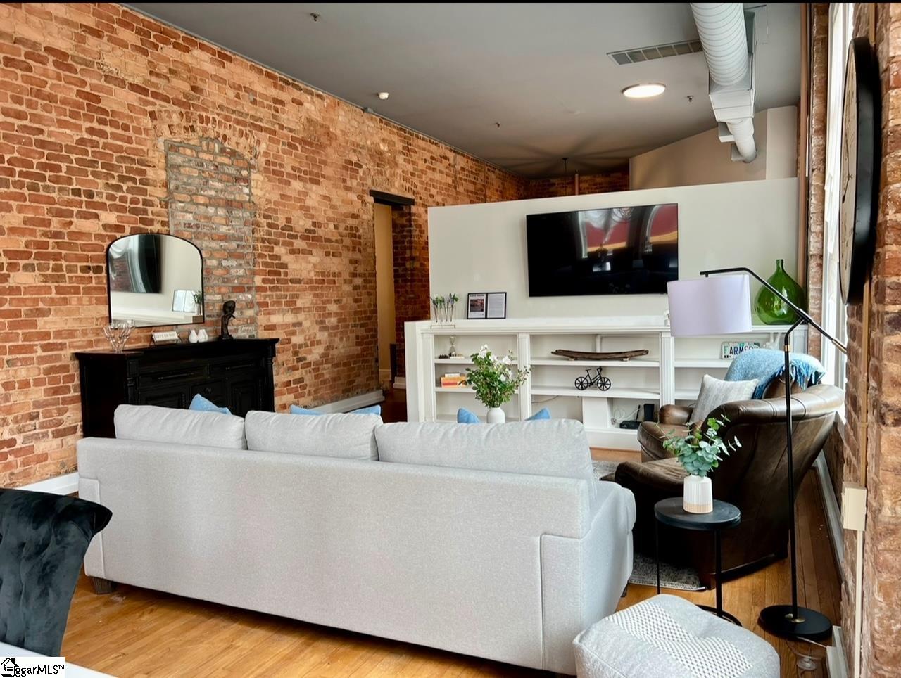 102 N Main Street Unit G