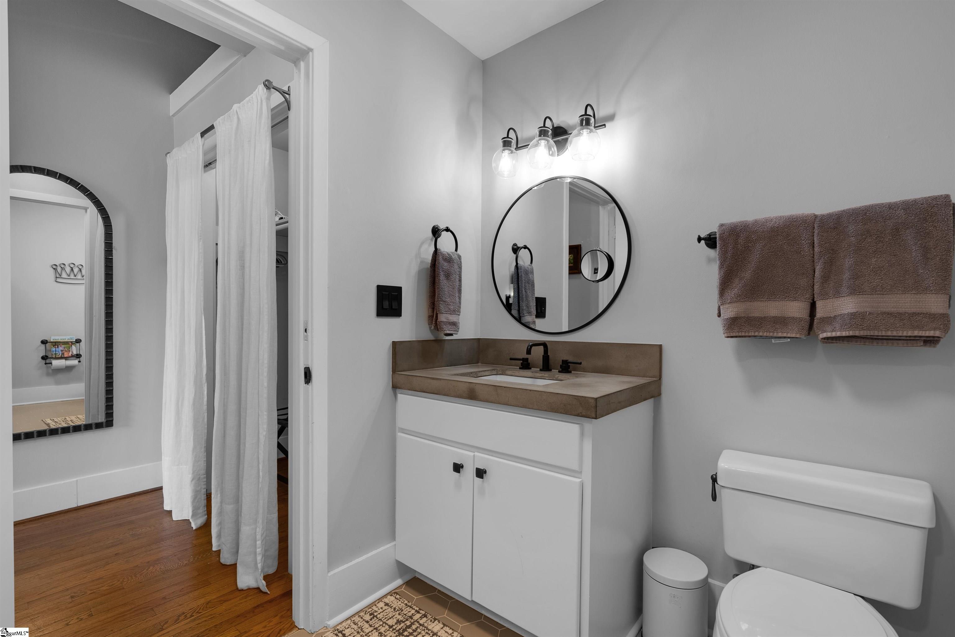 102 N Main Street Unit G