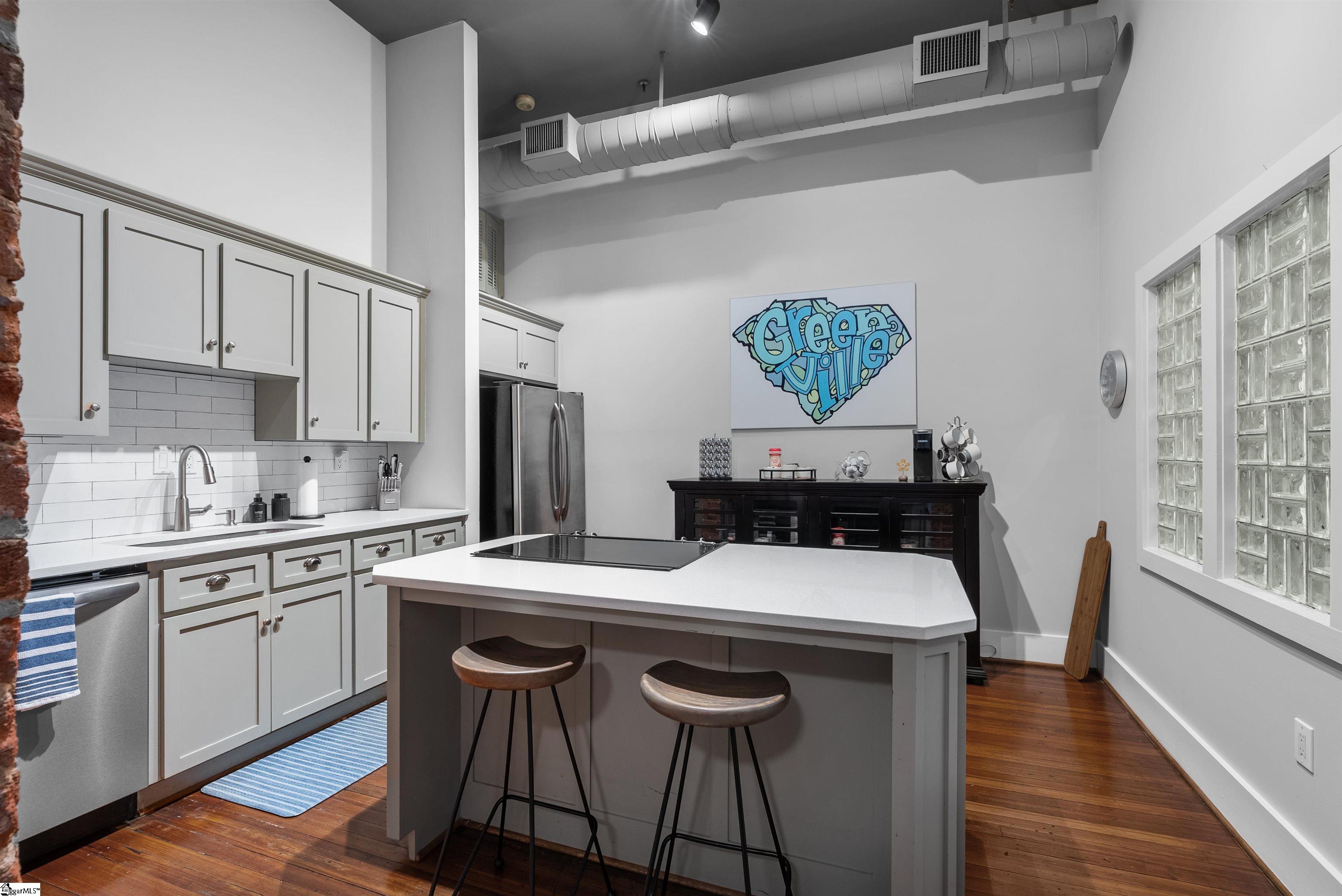 102 N Main Street Unit G