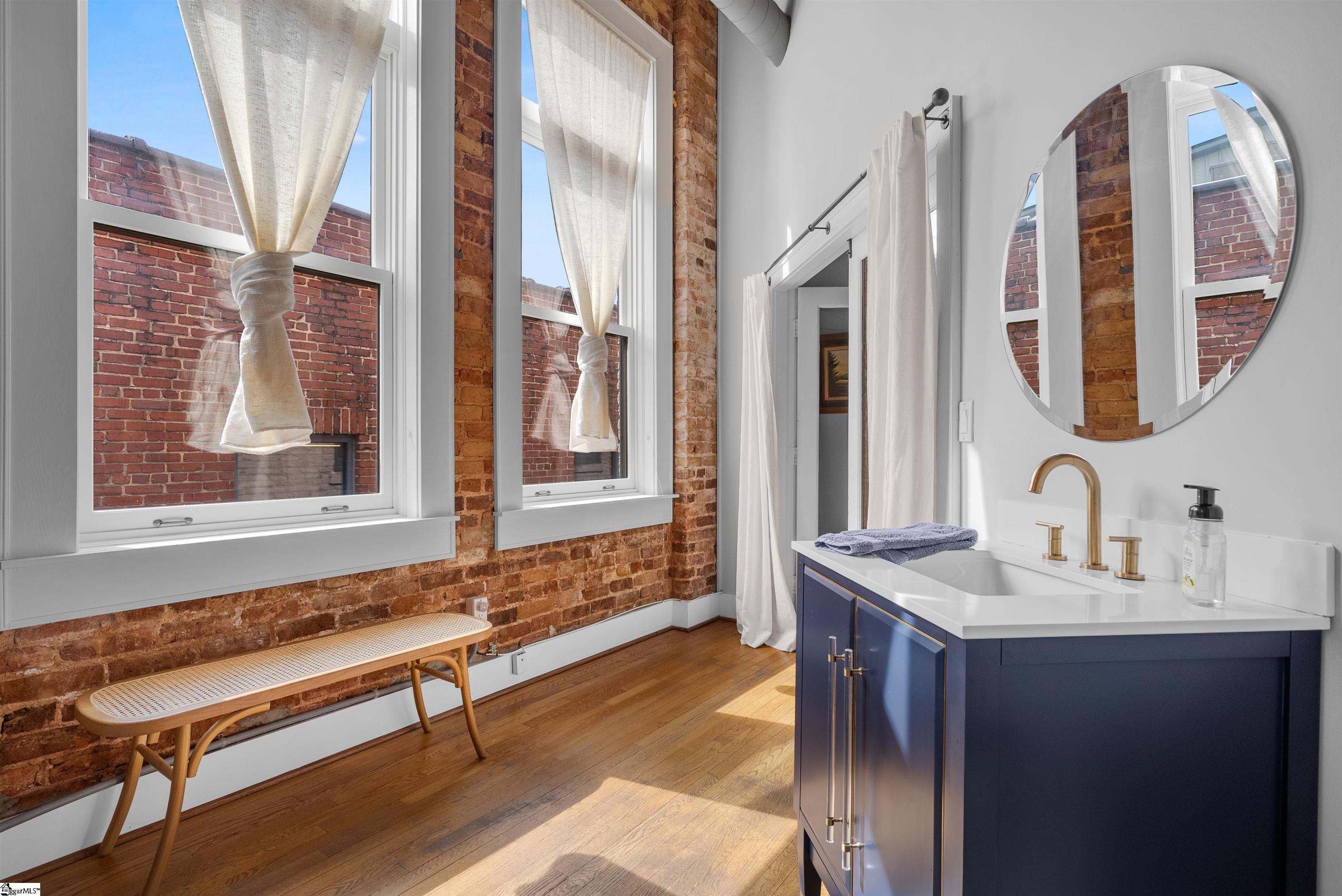 102 N Main Street Unit G
