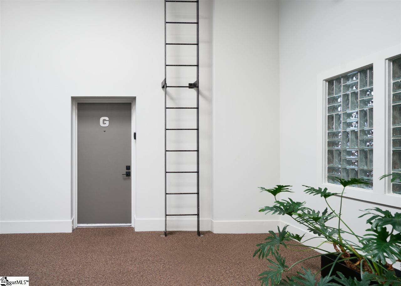 102 N Main Street Unit G