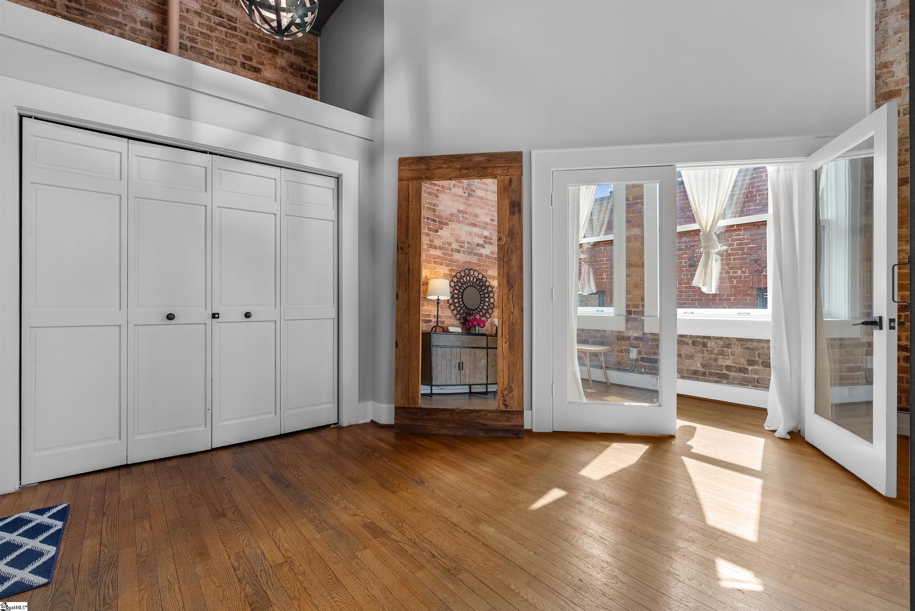 102 N Main Street Unit G