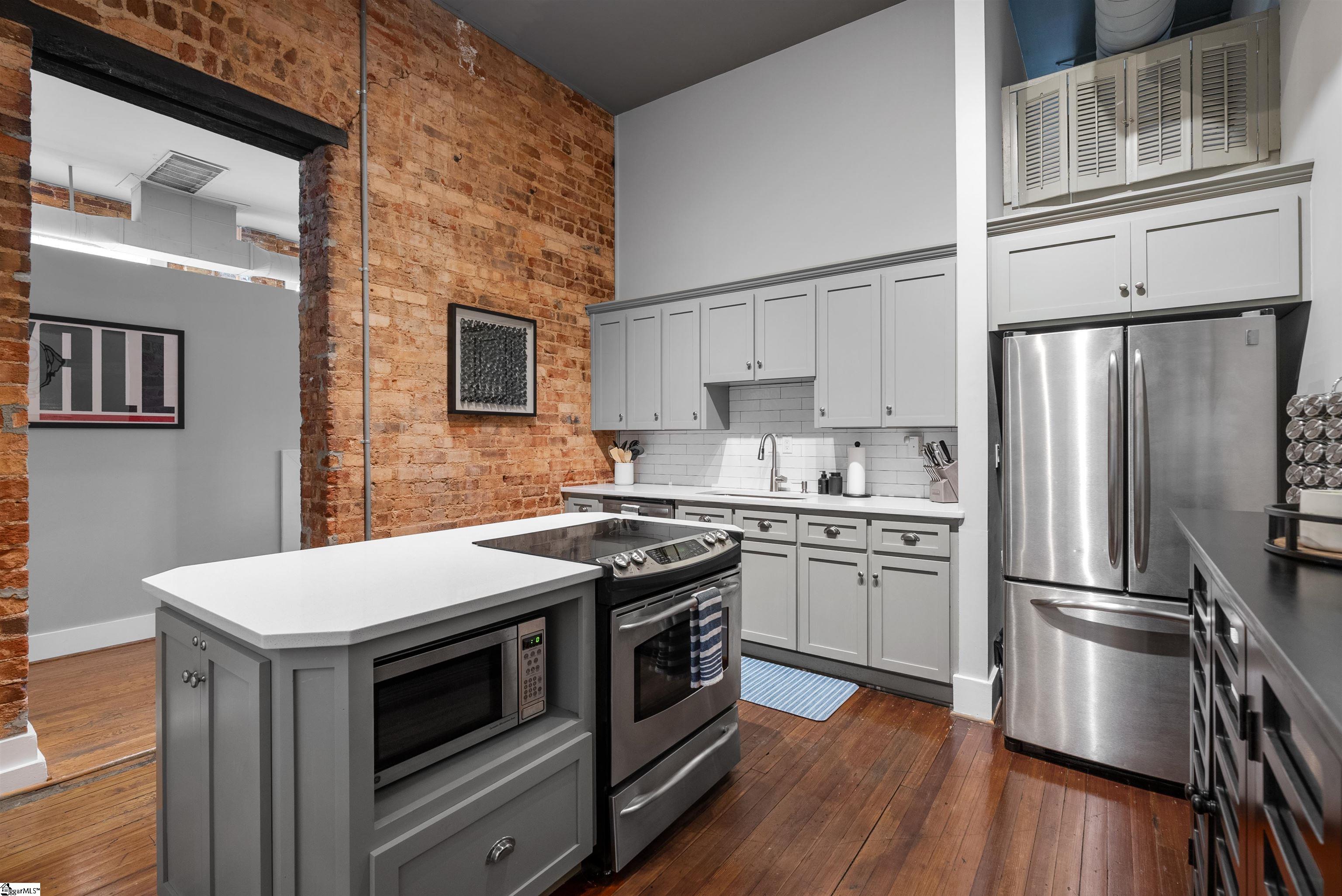 102 N Main Street Unit G