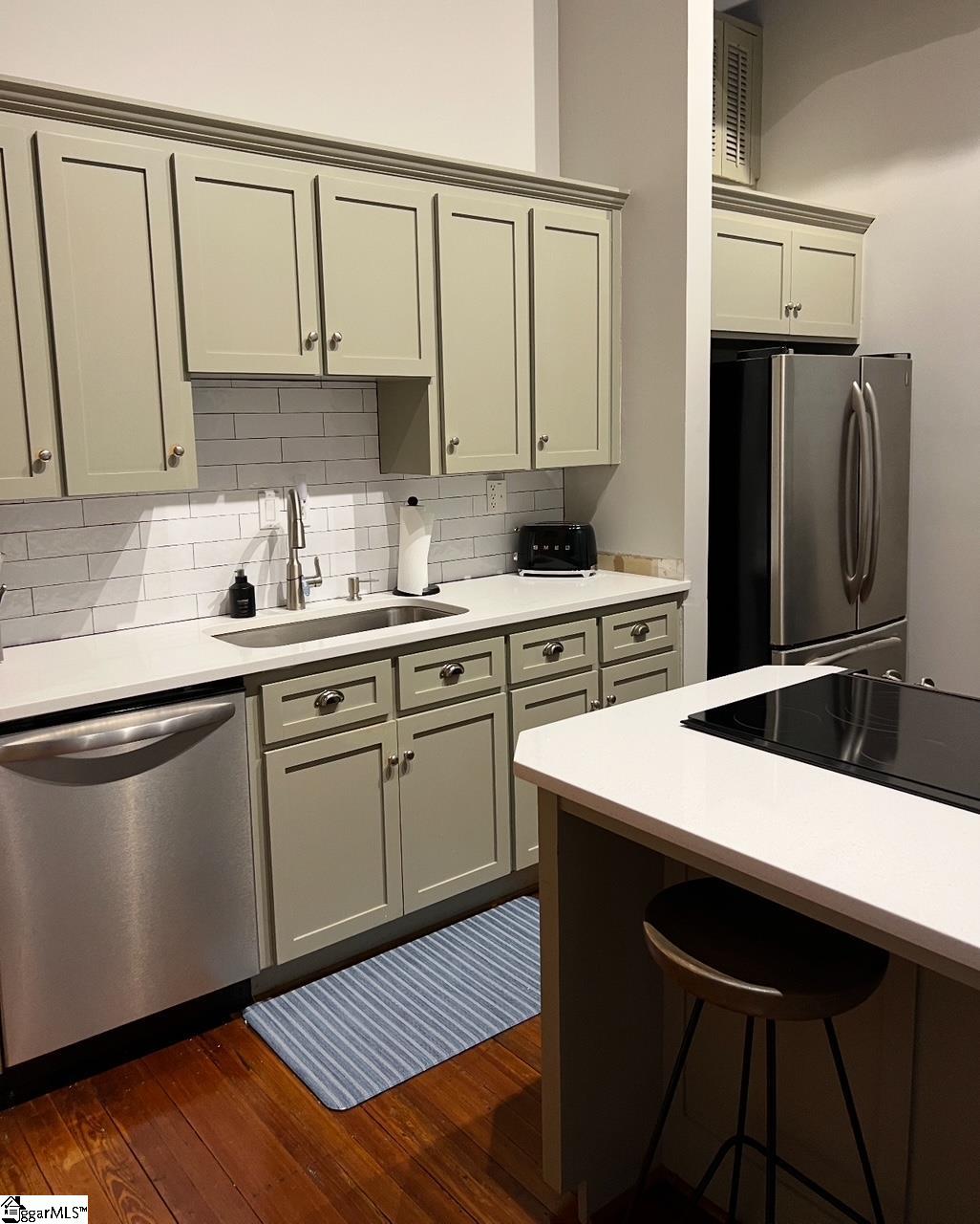 102 N Main Street Unit G